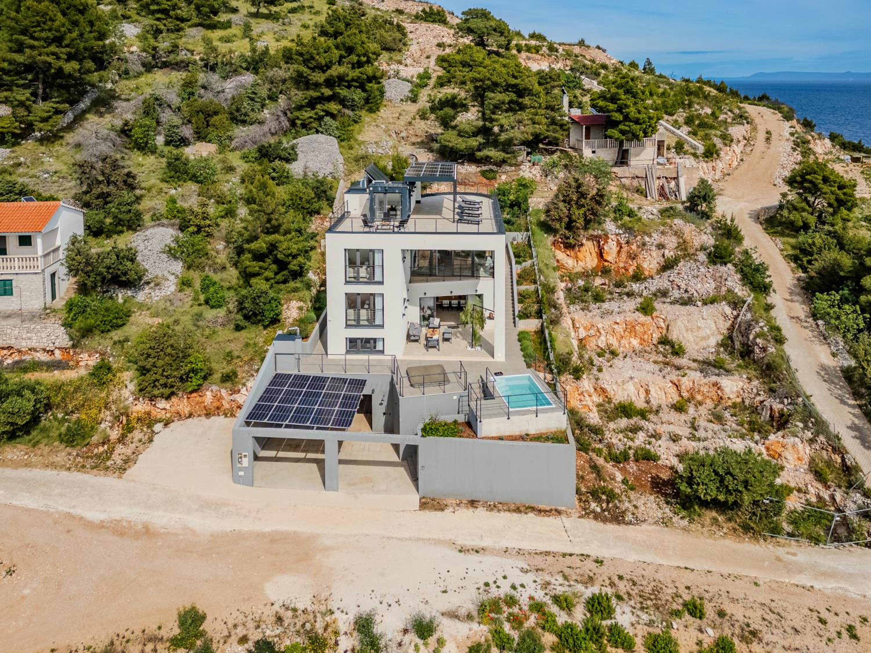 Villa photo 3