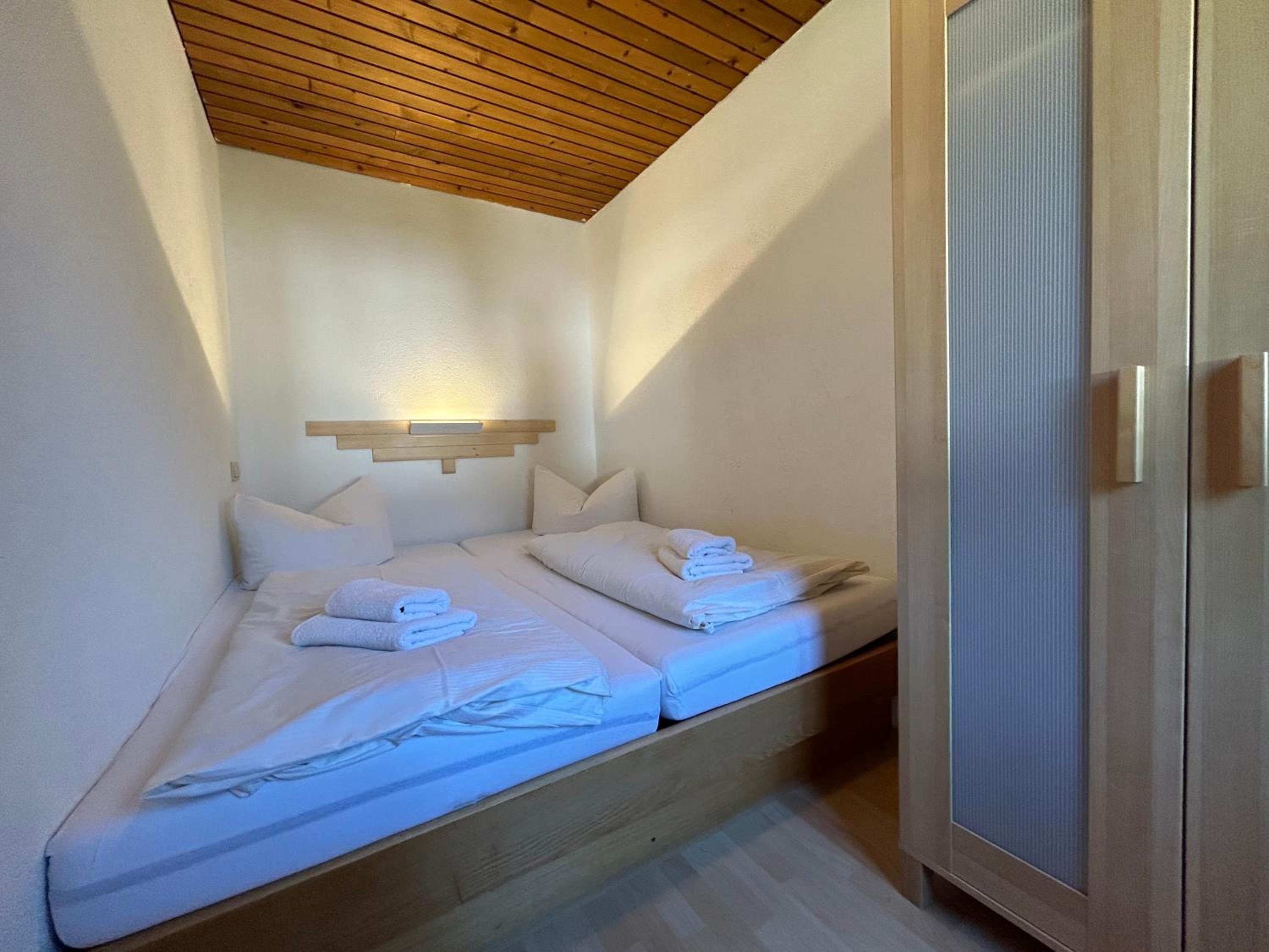 Comfort Two-Bedroom Apartment with Balcony - 10 photo 3