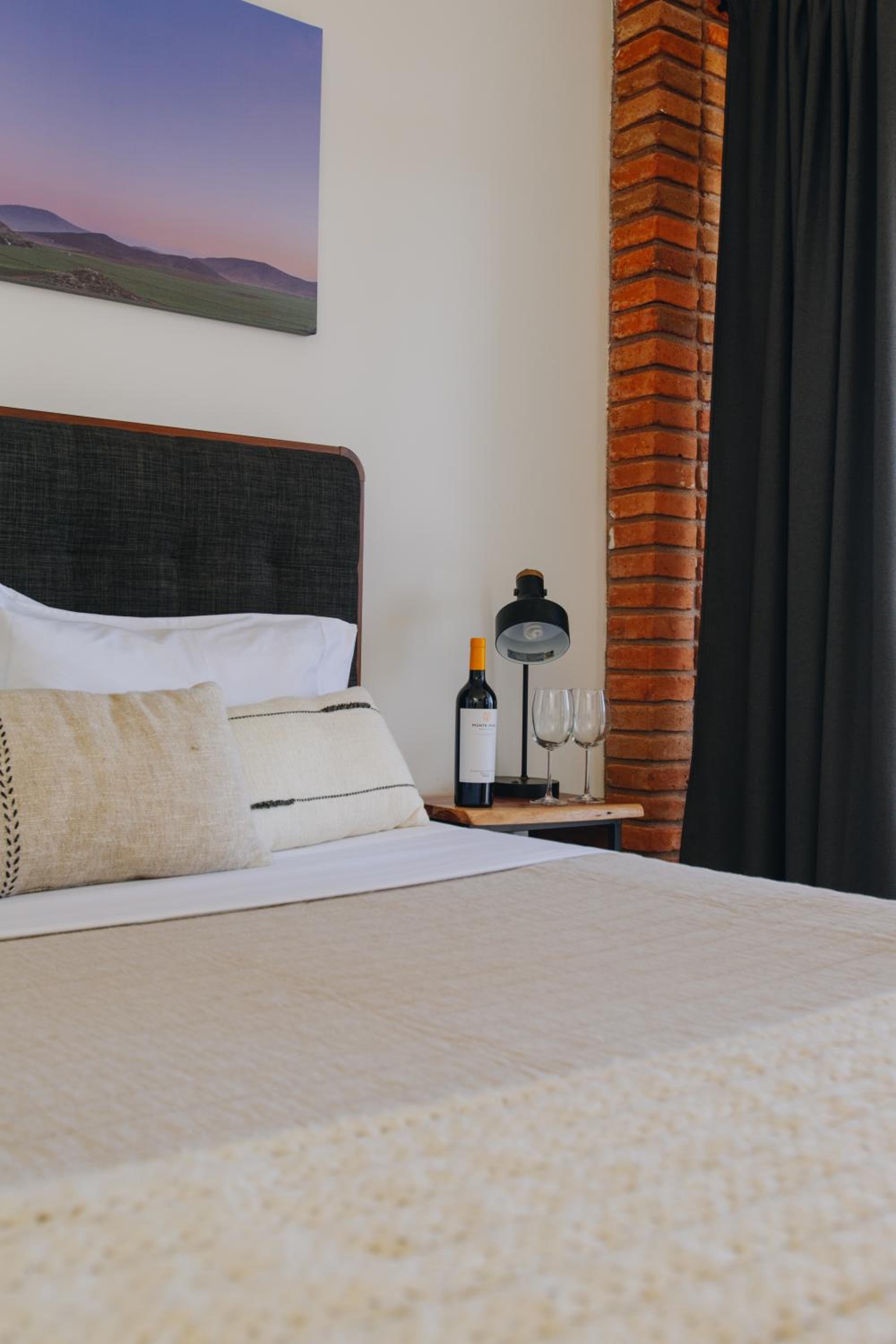 Double Room - Photo 14