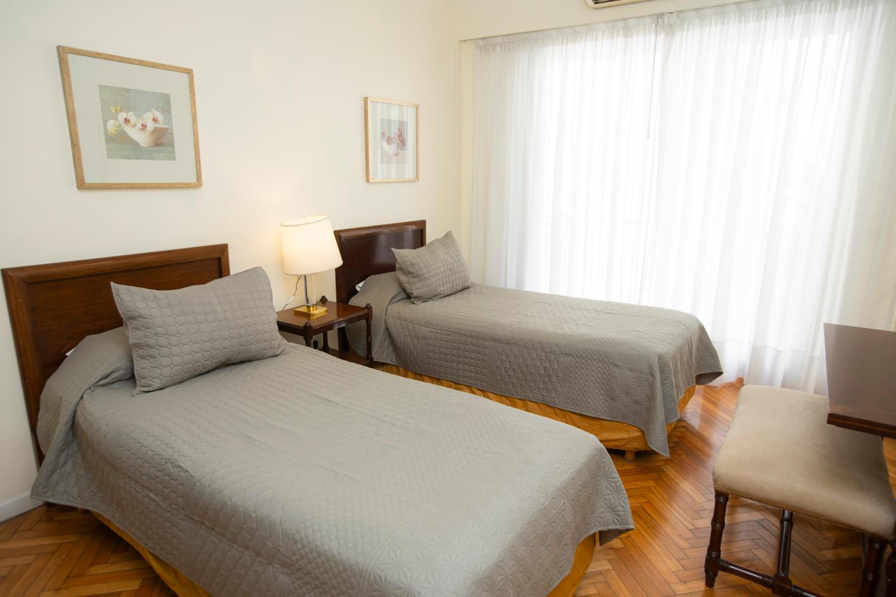 Two-Bedroom Standard Apartment photo 3