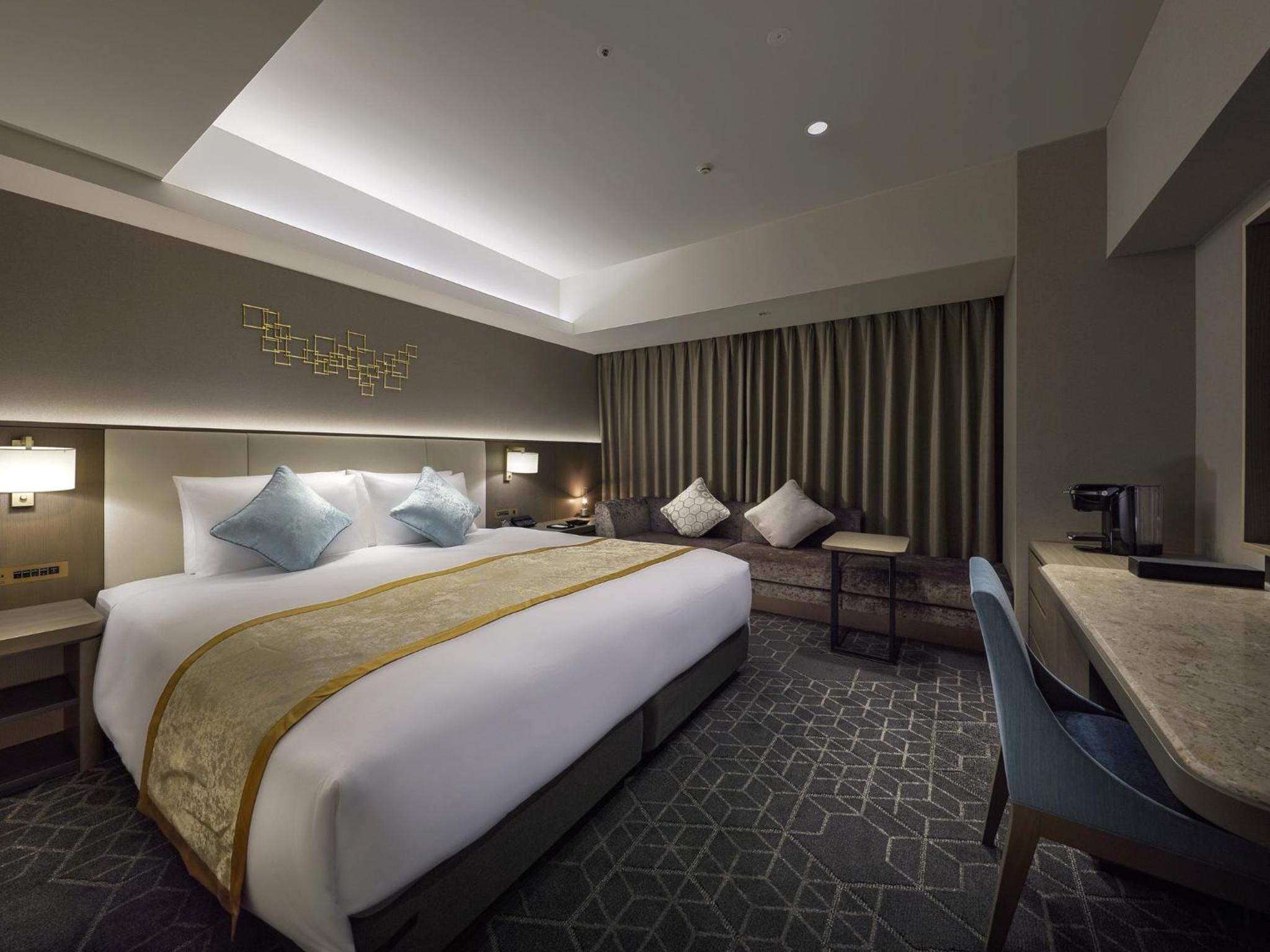[ELLE SPA] Deluxe King Room with River View including Meals, Onsen & Aroma treatment