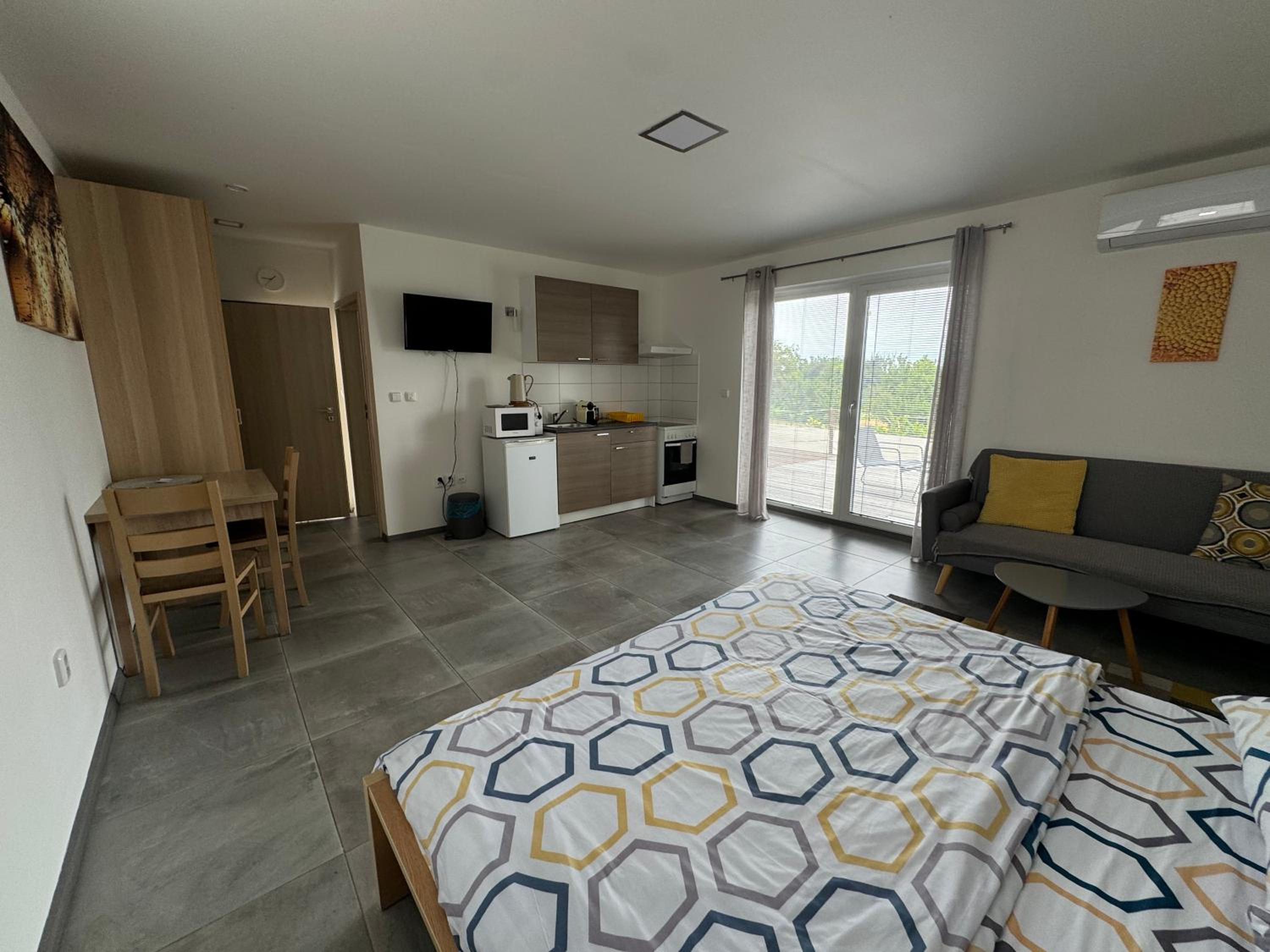 Apartment photo 1