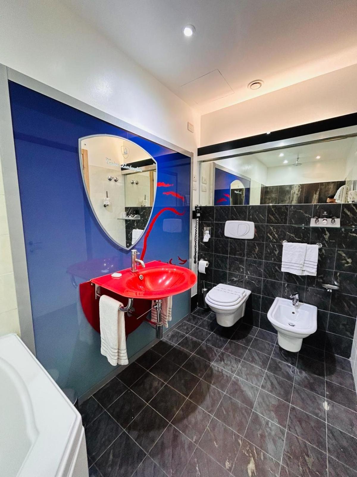 Junior Suite (1 Adult) - Photo 2
