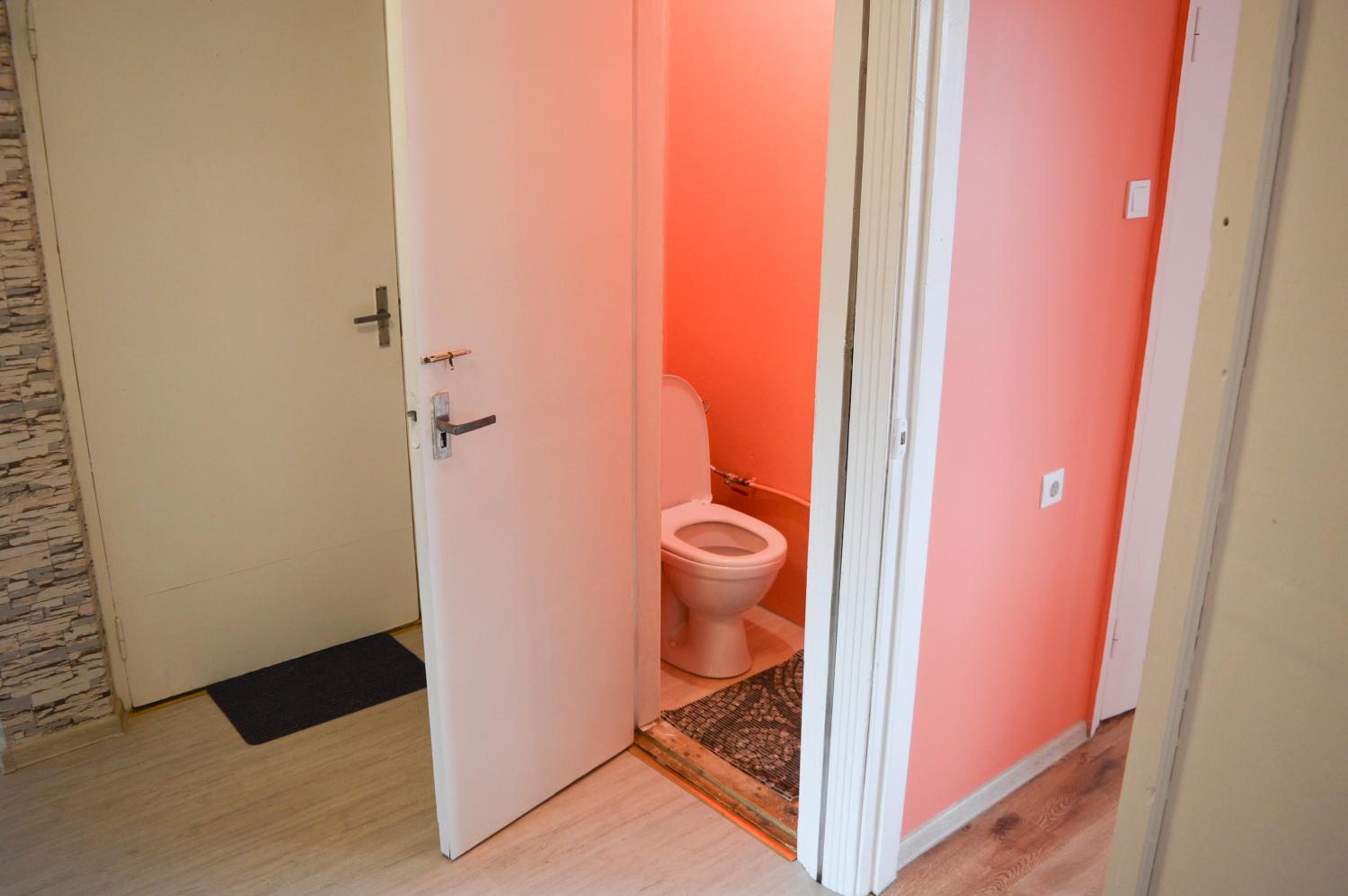 Two-Bedroom Apartment with Balcony photo 3