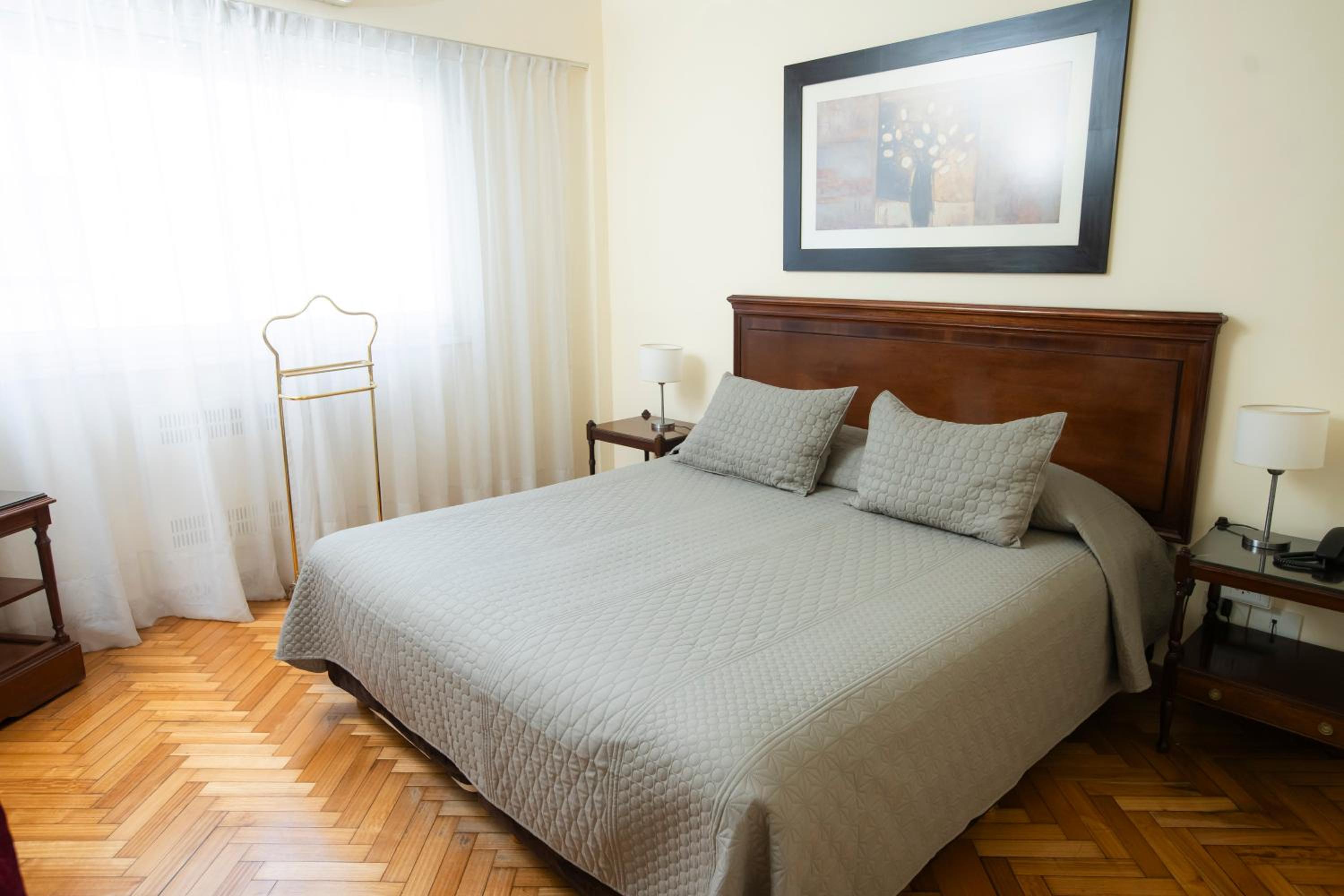 Three-Bedroom Standard Apartment photo 1
