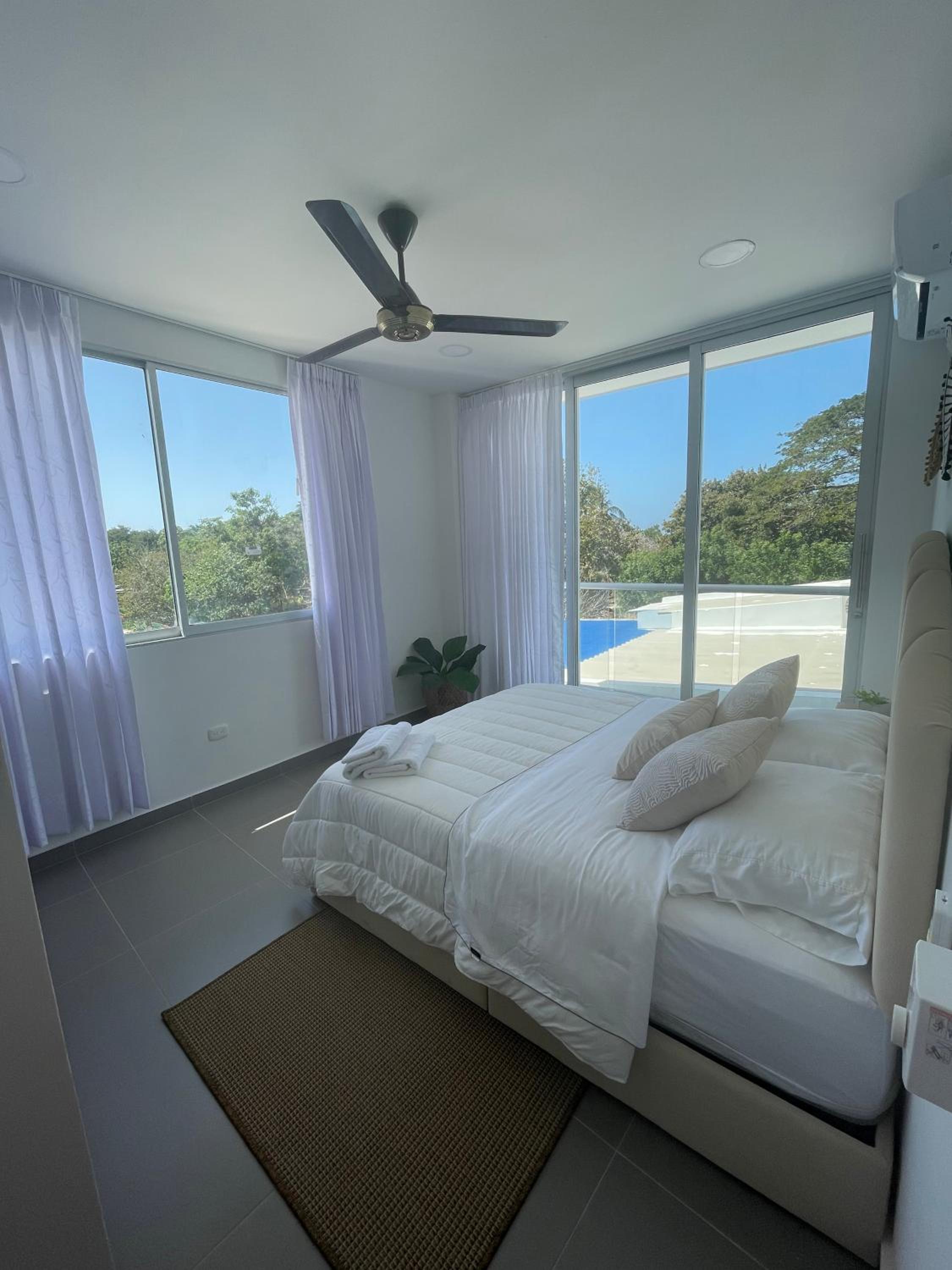 Deluxe Double Room with Balcony photo 1