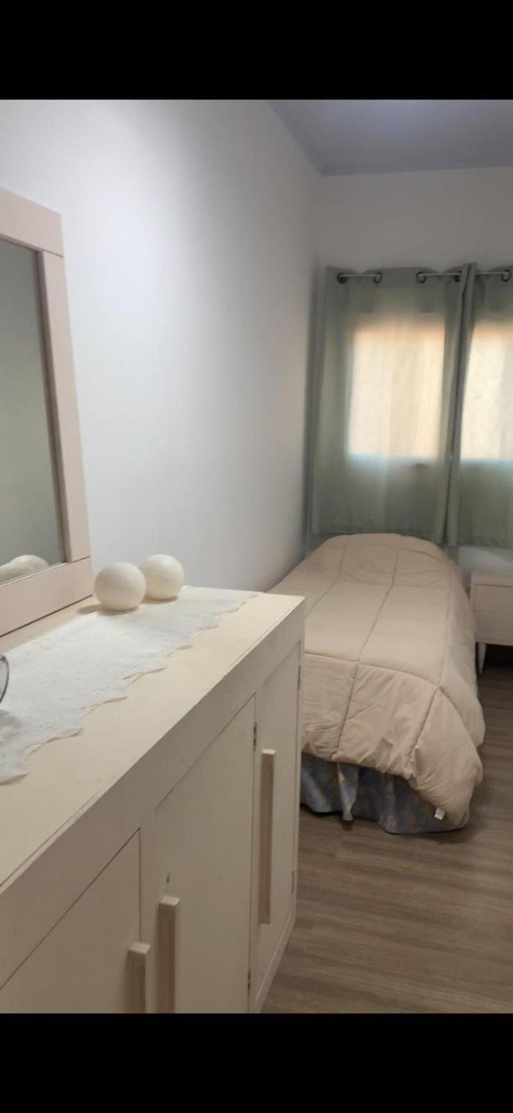 One-Bedroom House photo 3