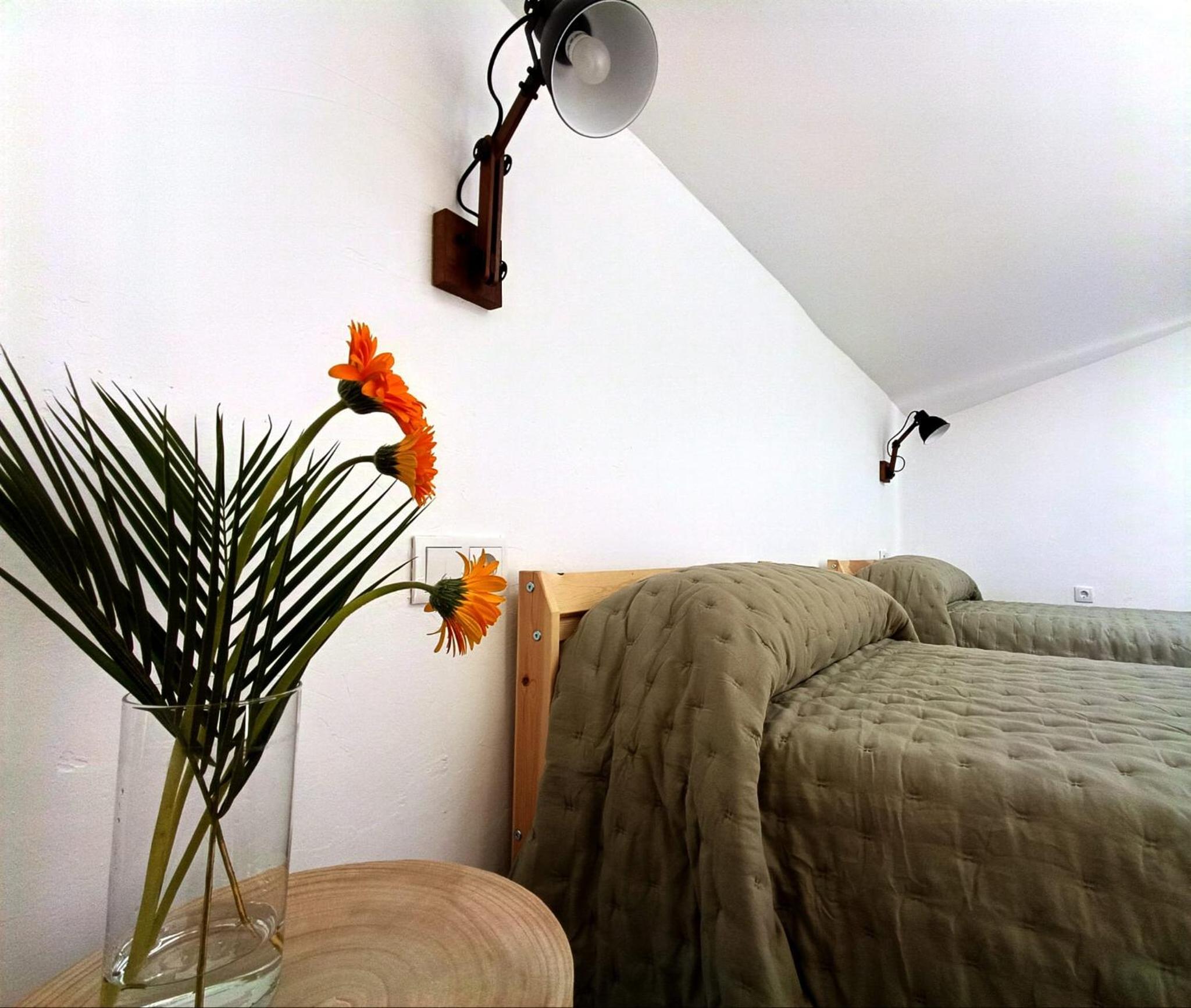 Apartamento de Dos Habitaciones con Terraza