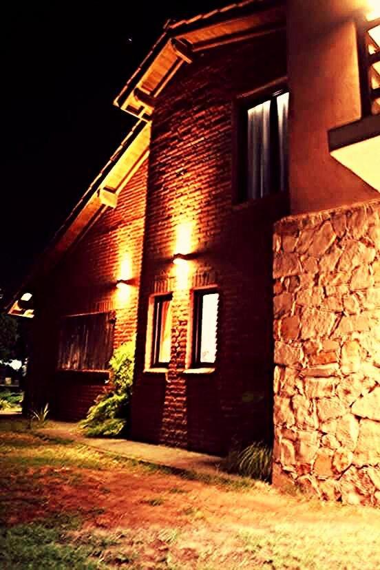 Three-Bedroom House photo 2