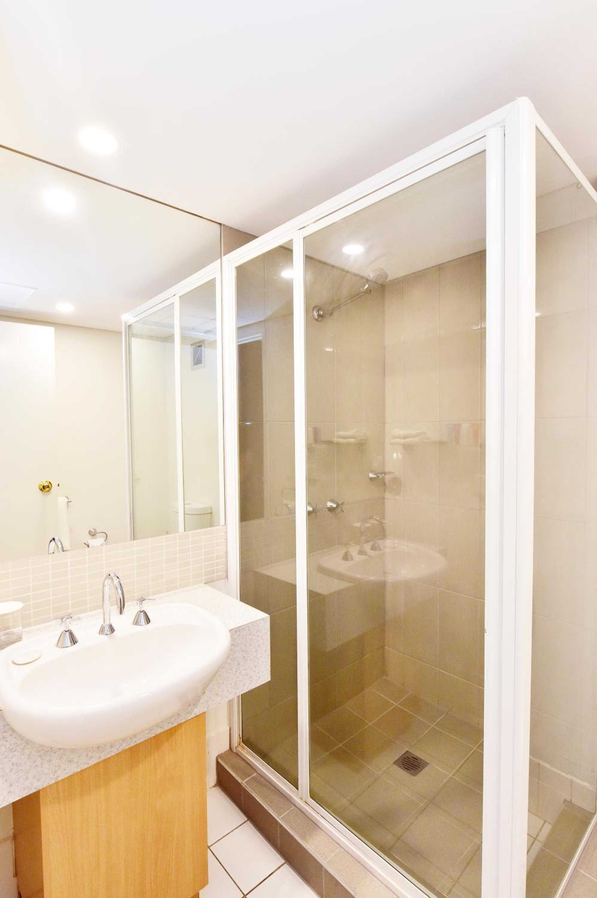 Superior Room with Two Double Beds - Photo 3