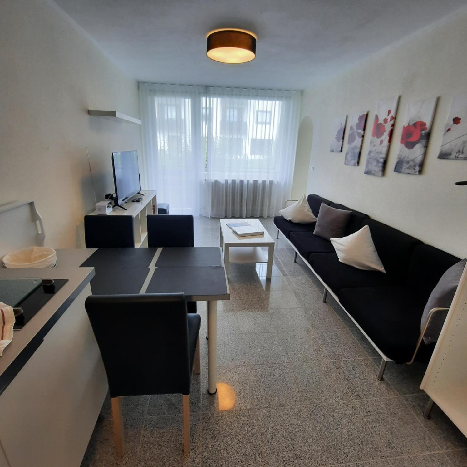 Superior One-Bedroom Apartment with Balcony