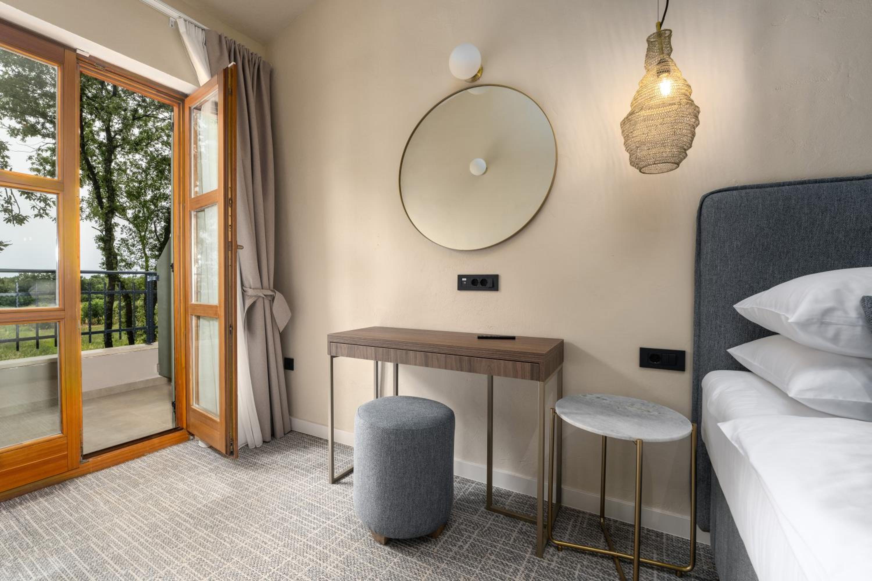 Premium Double Room - Photo 4