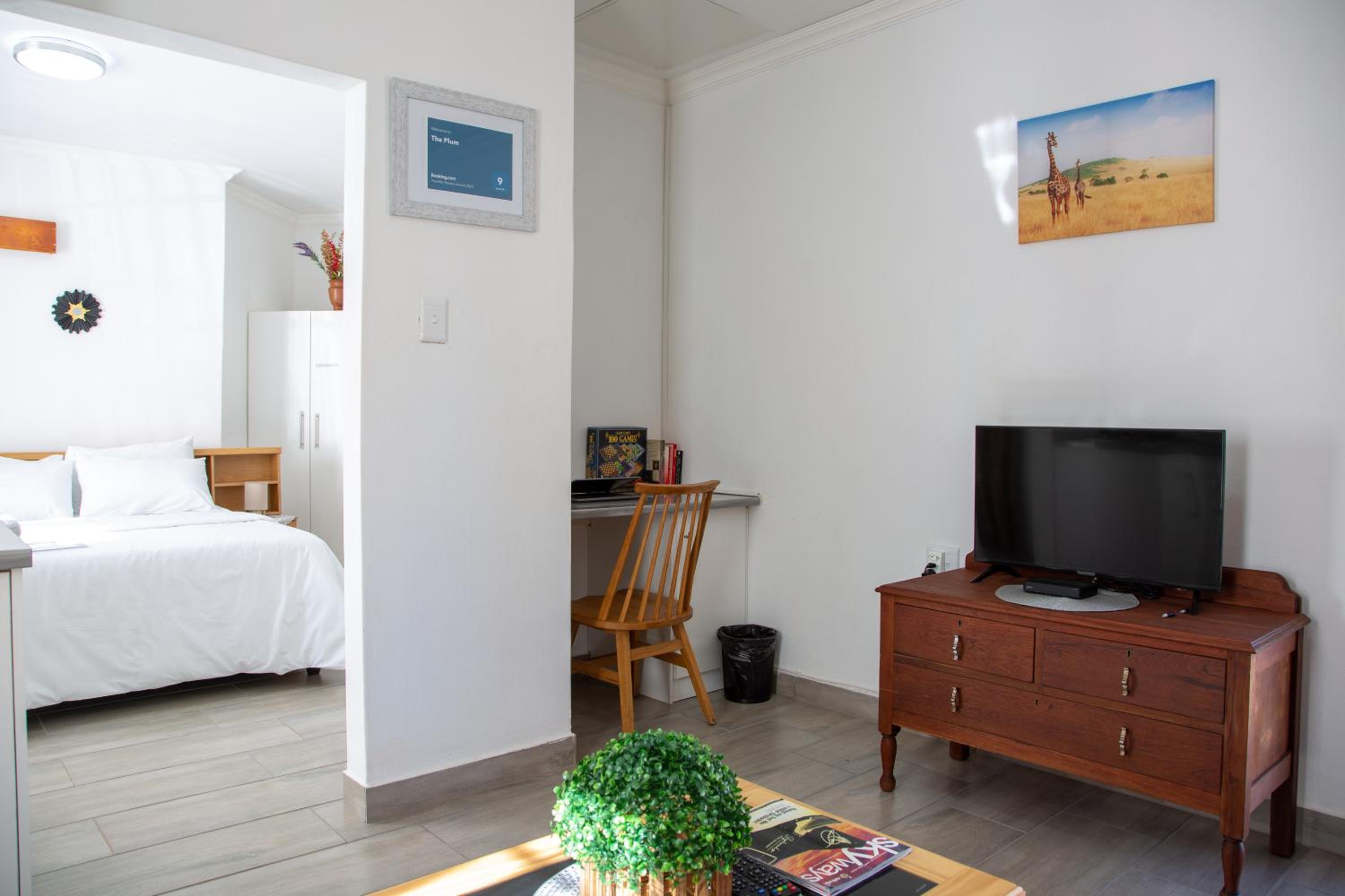 One-Bedroom Apartment