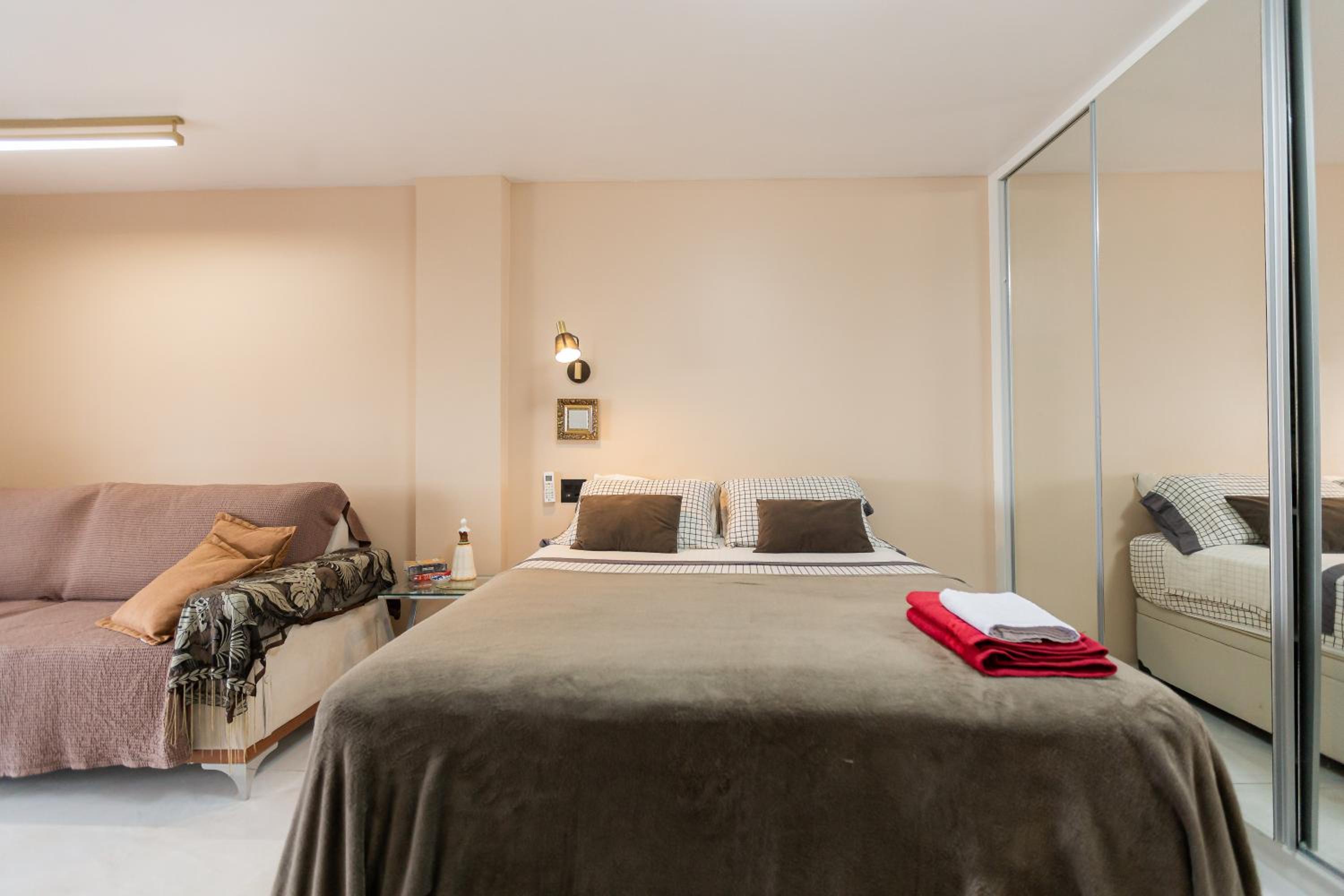 Apartment with Sea View - Photo 39