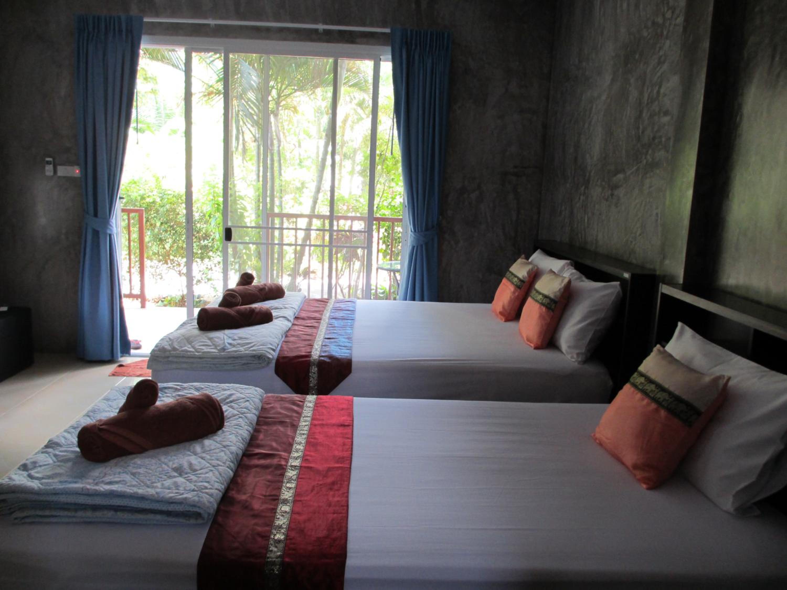 Standard Triple Room photo 3