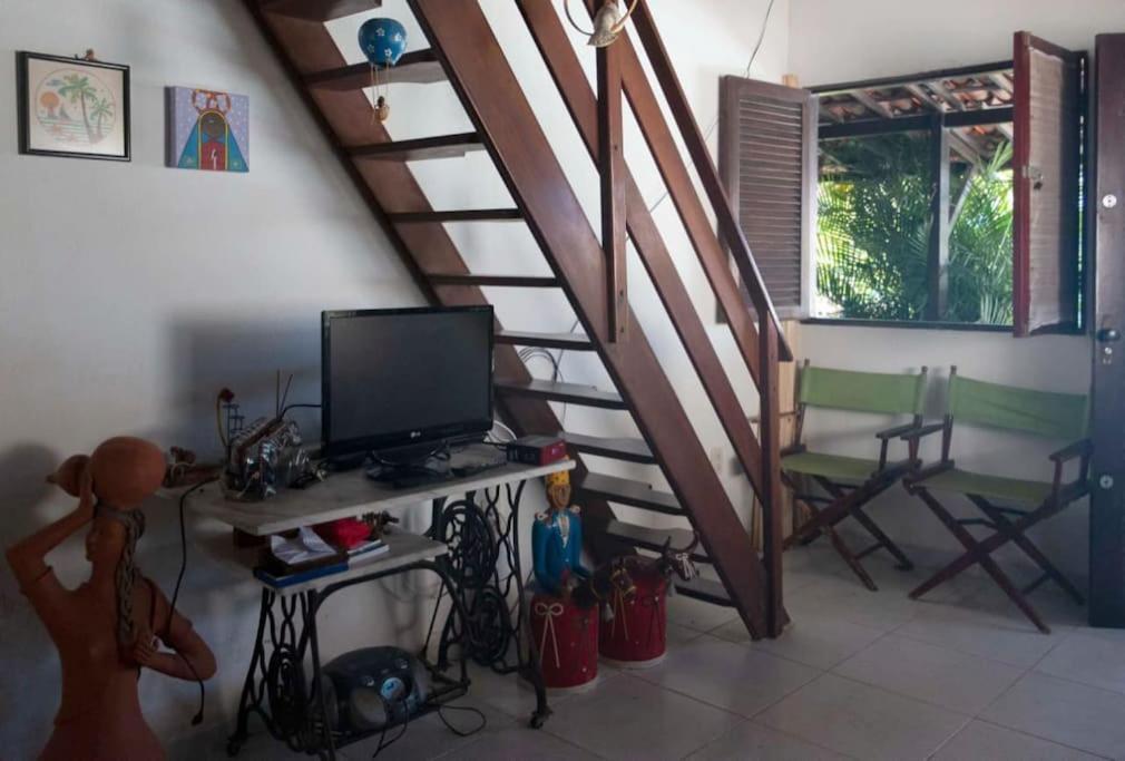 Five-Bedroom House photo 1