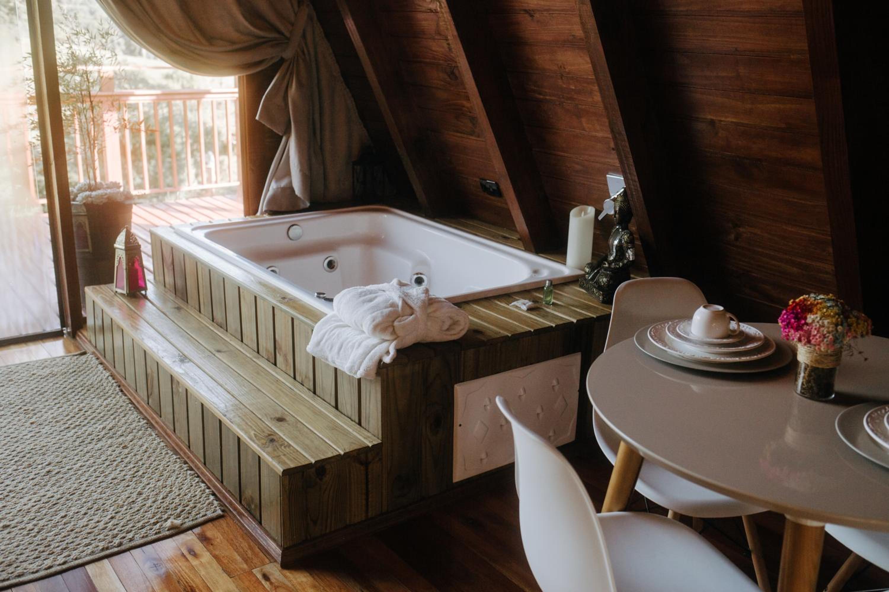 King Room with Spa Bath photo 2