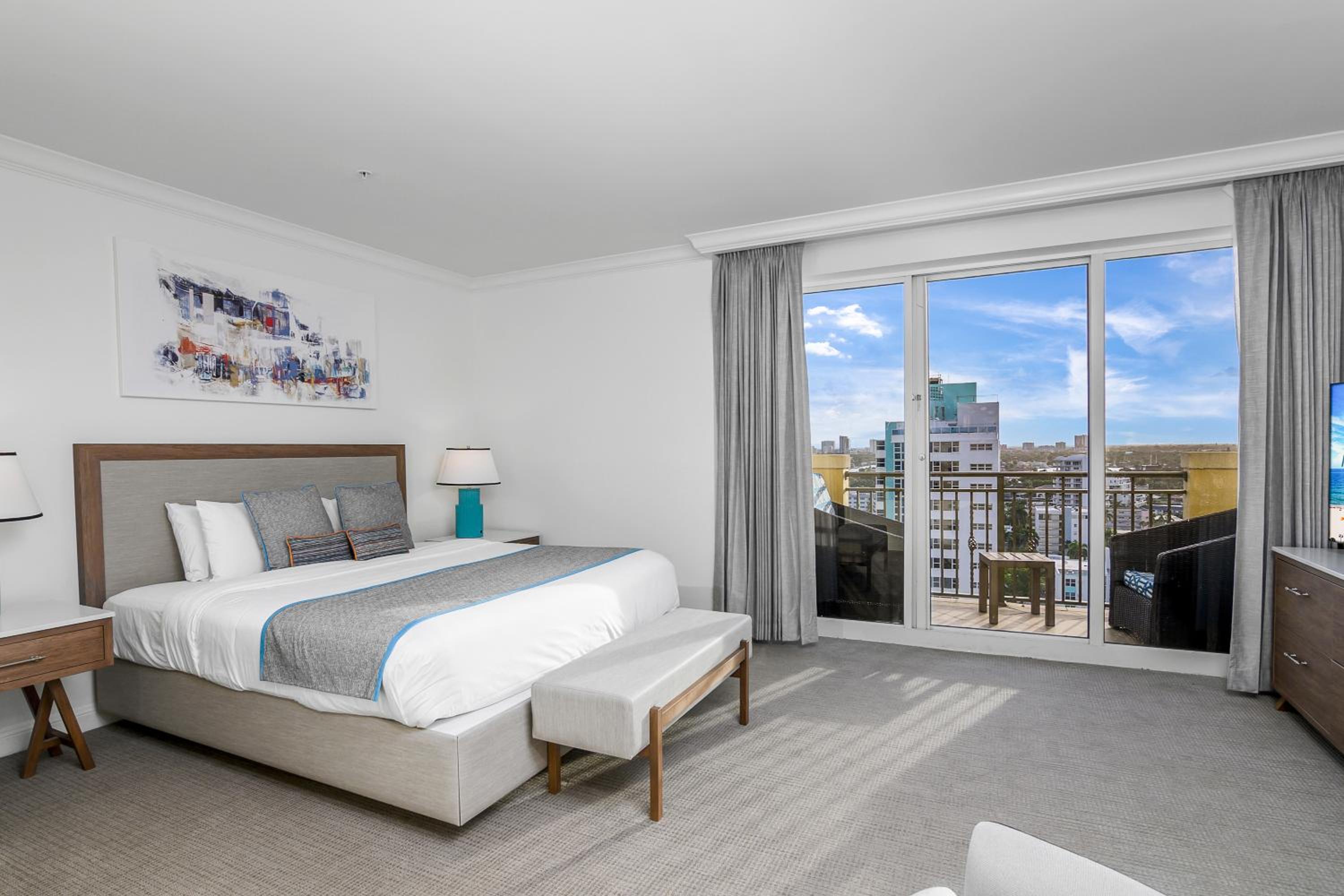 Penthouse Suite with City View