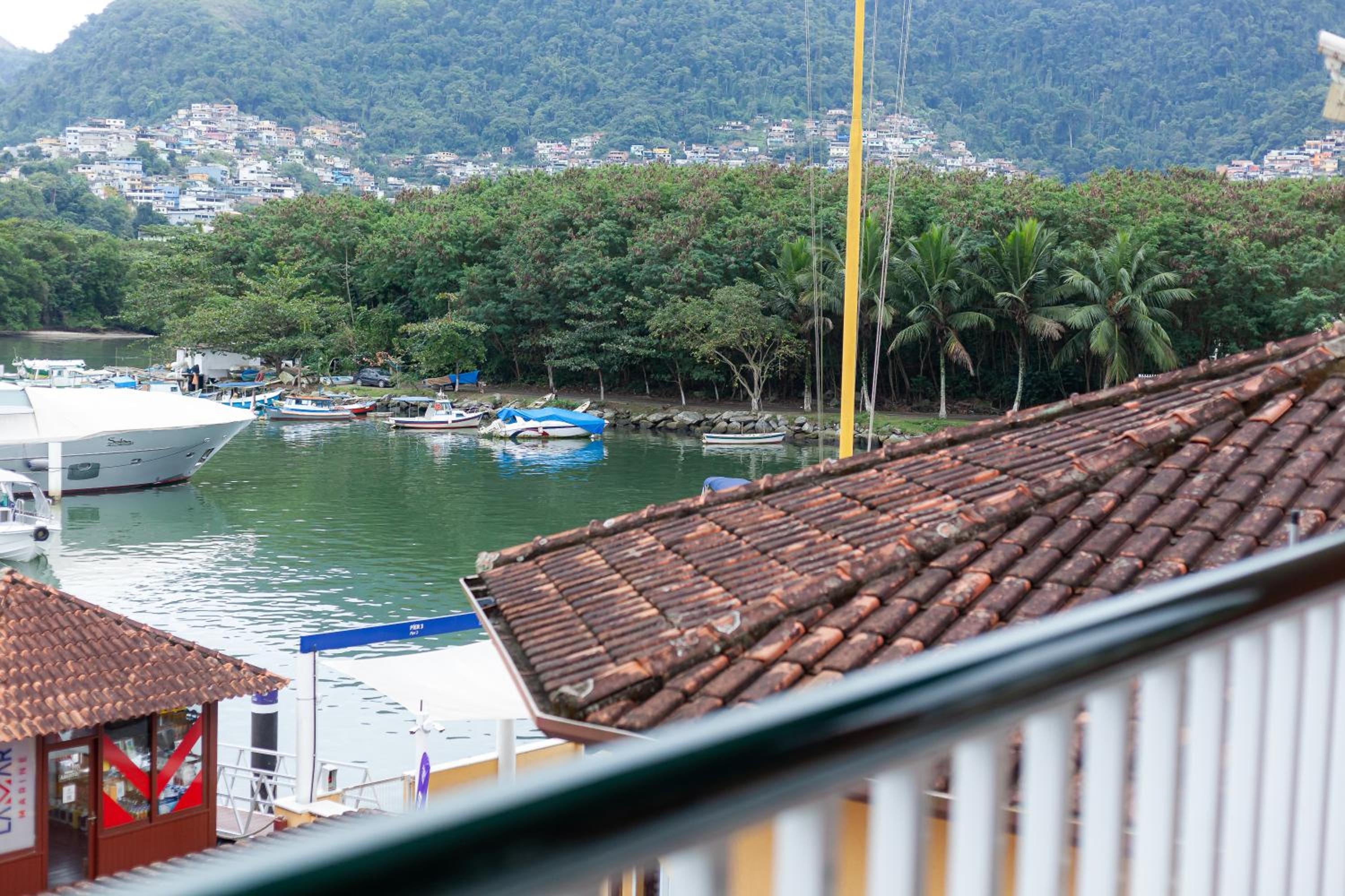 Apartment with Sea View - Photo 22