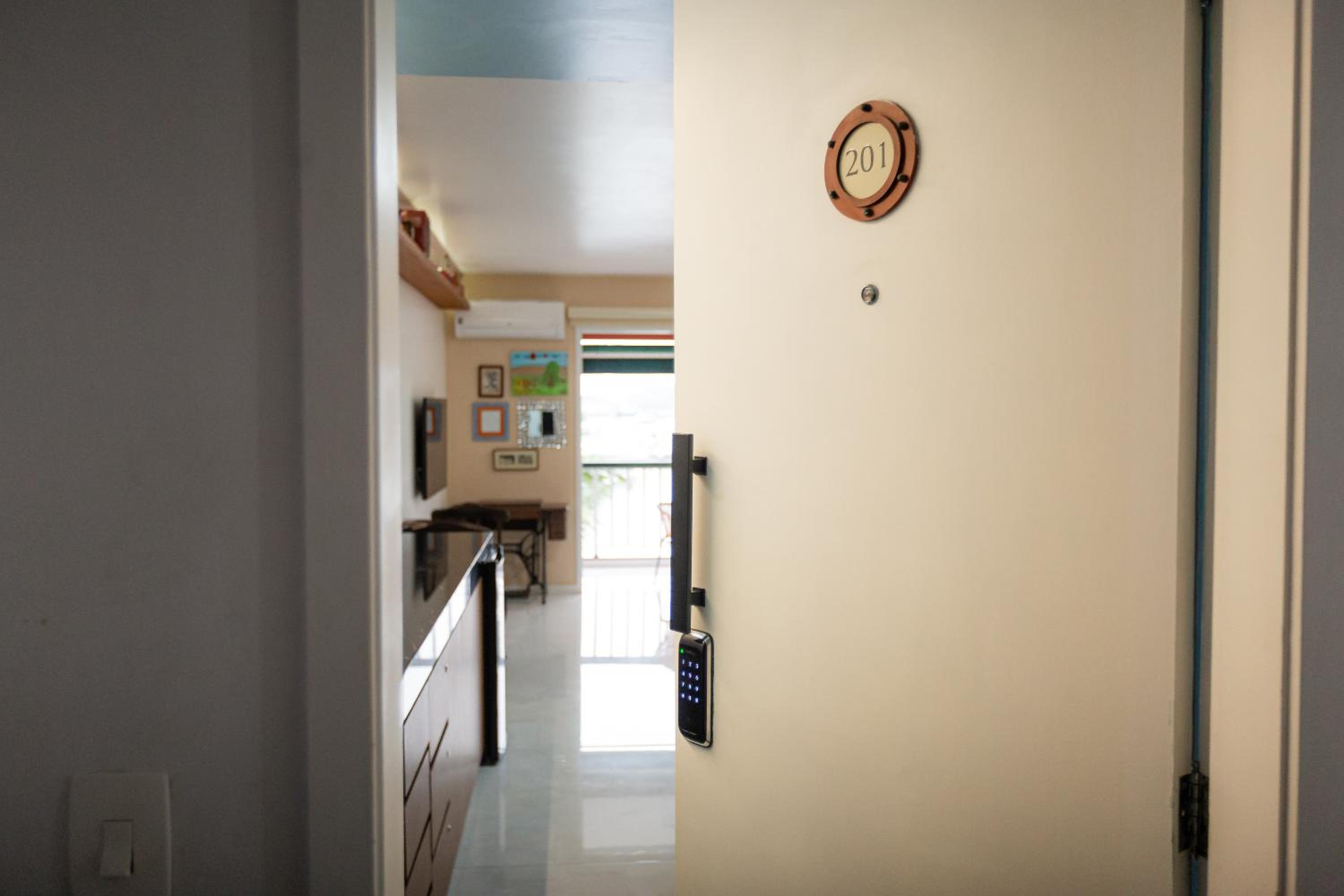 Apartment with Sea View - Photo 30