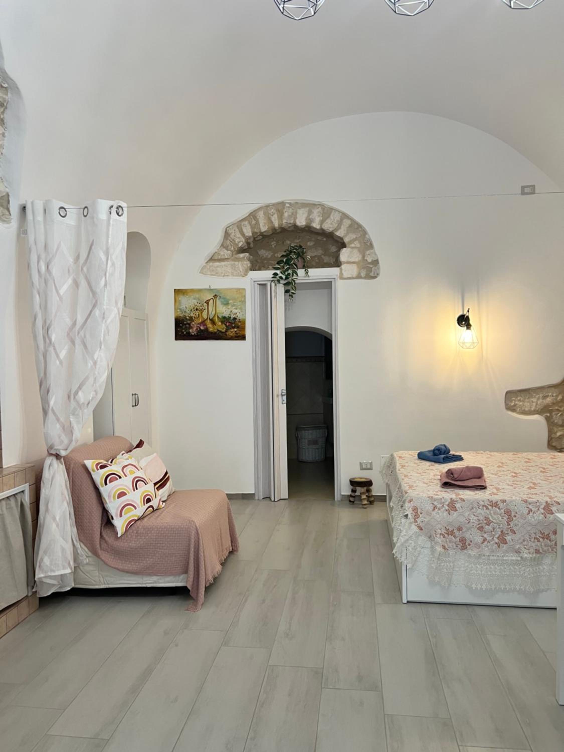One-Bedroom House photo 1