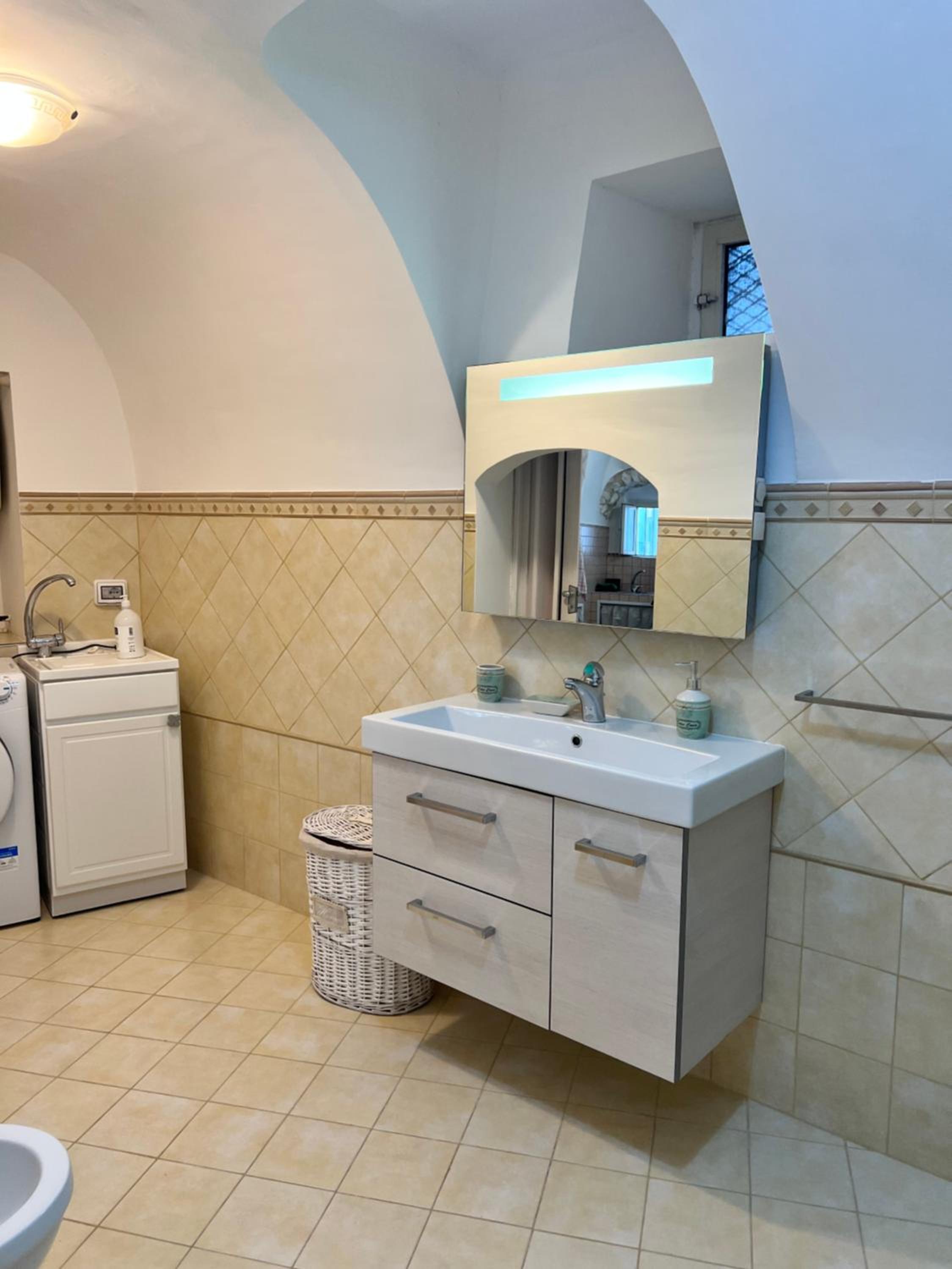 One-Bedroom House photo 2