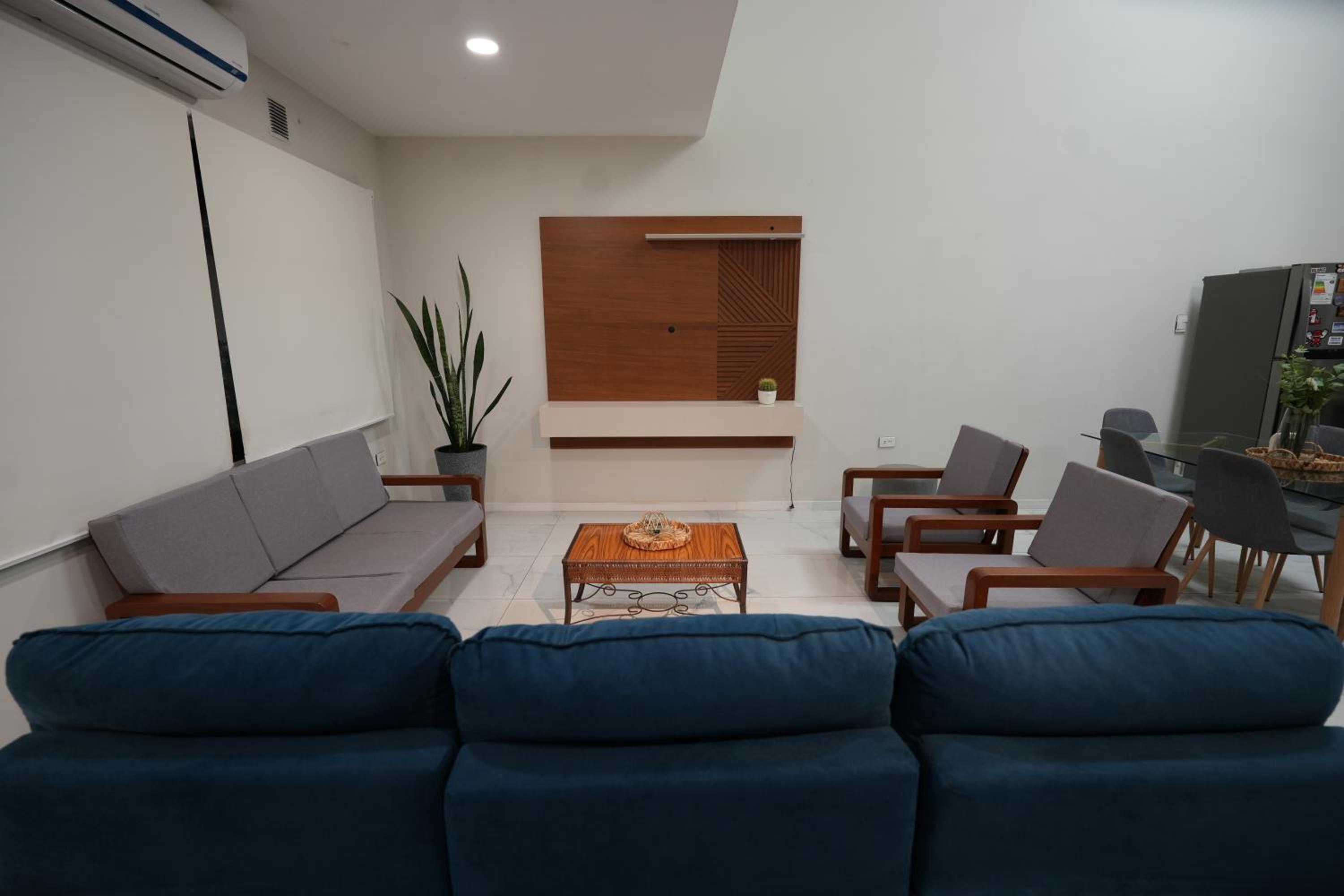 Deluxe Double Room (2 Adults + 1 Child) photo 3