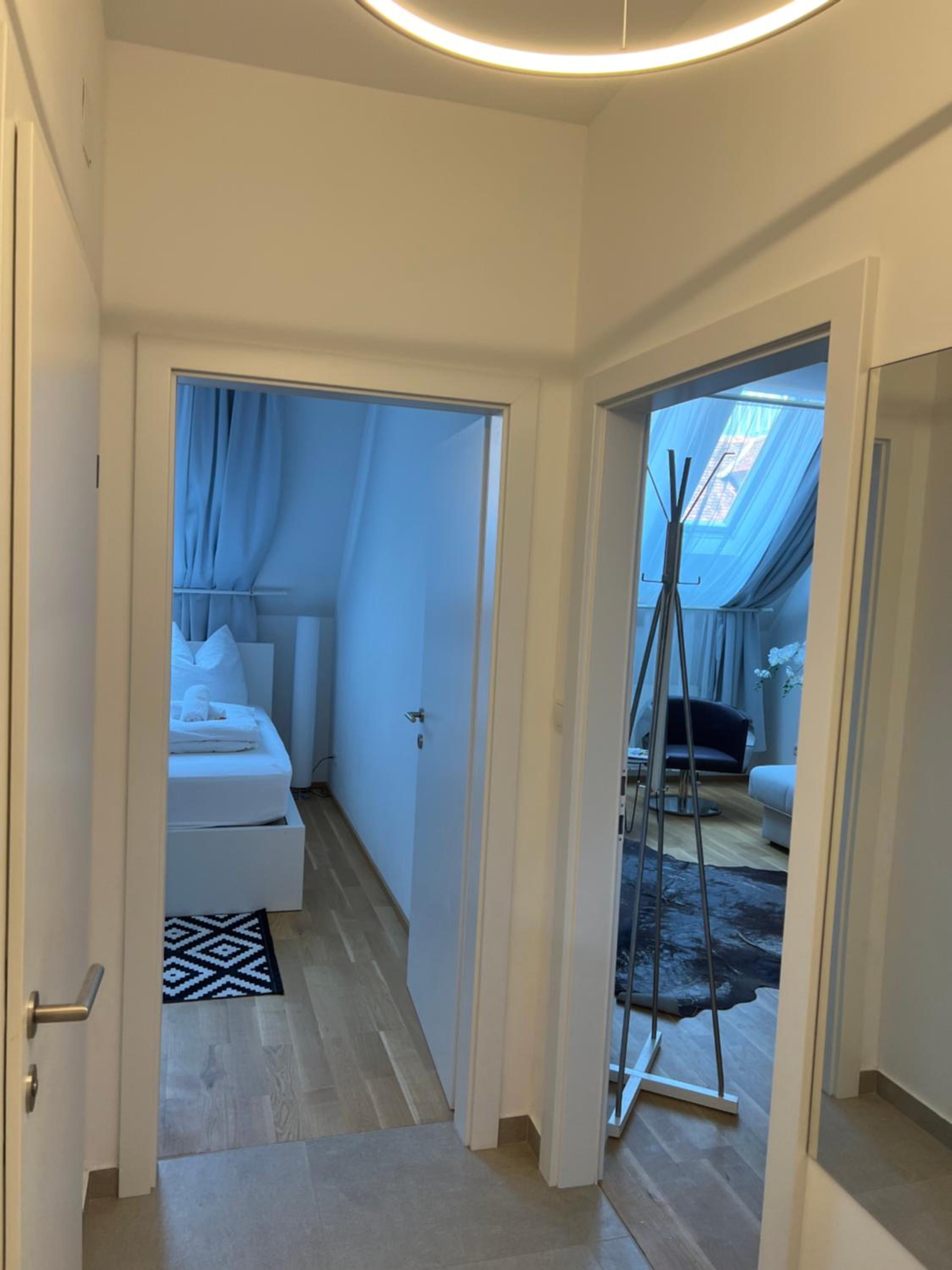 One-Bedroom Apartment photo 2