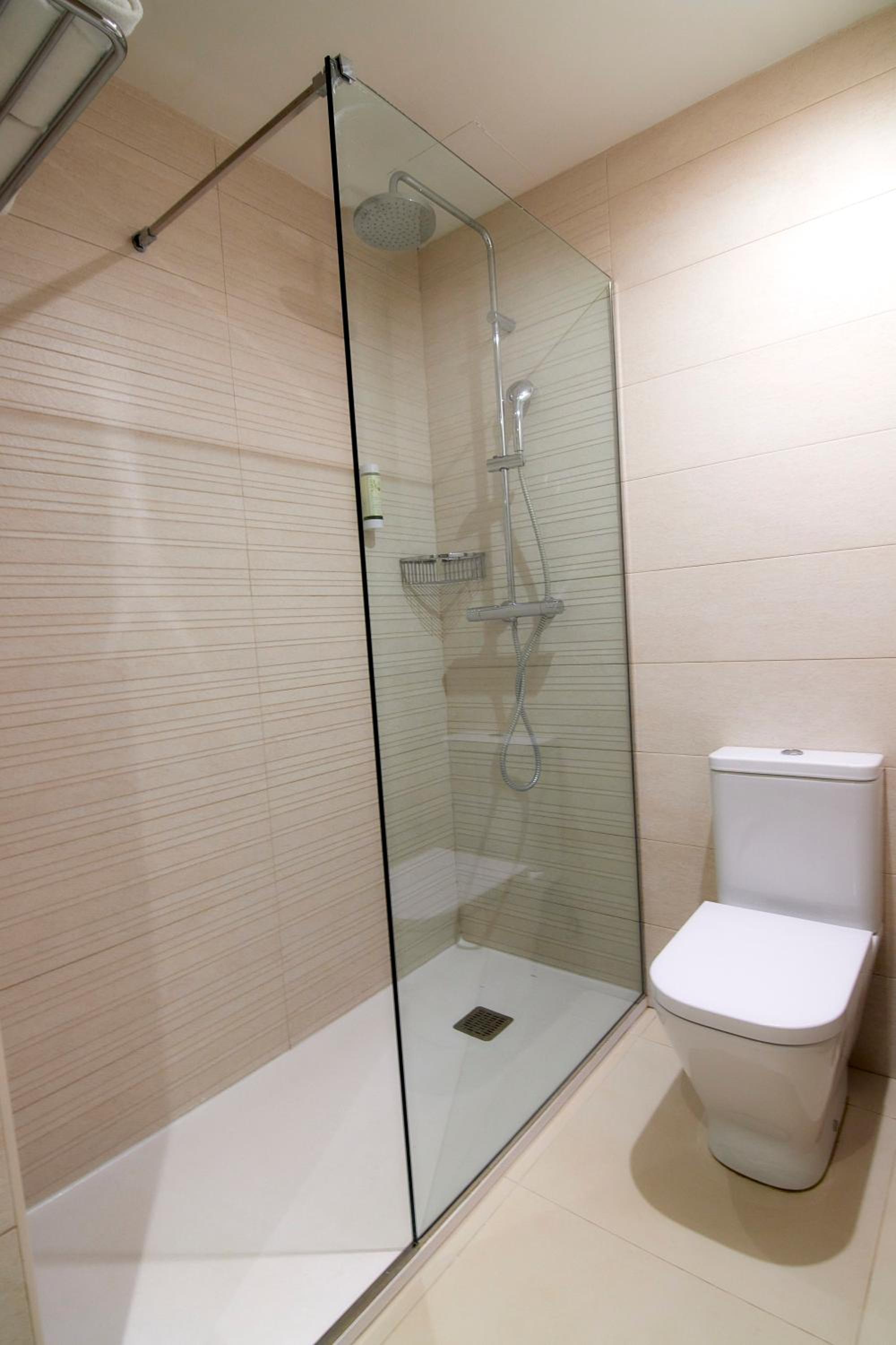 Comfort Double Room with balcony with lateral Sea View photo 3