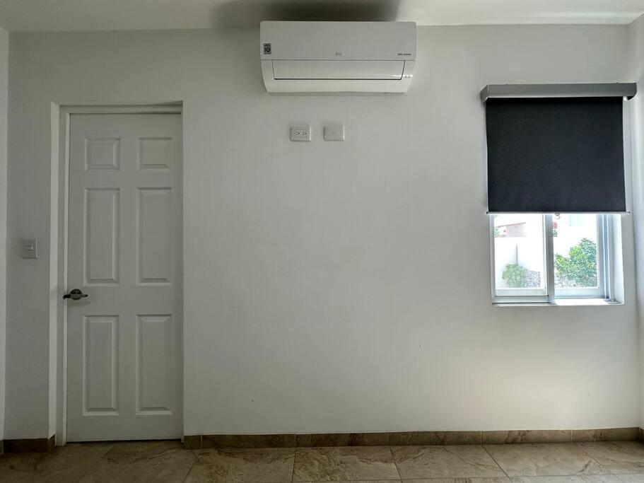 Three-Bedroom Villa photo 1