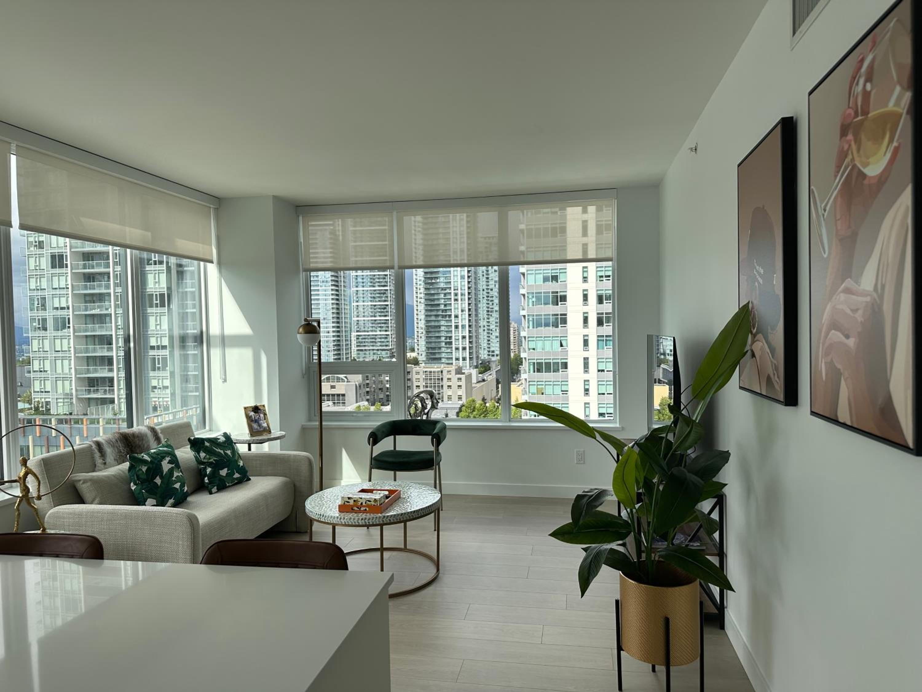 Apartment with Mountain View photo 1