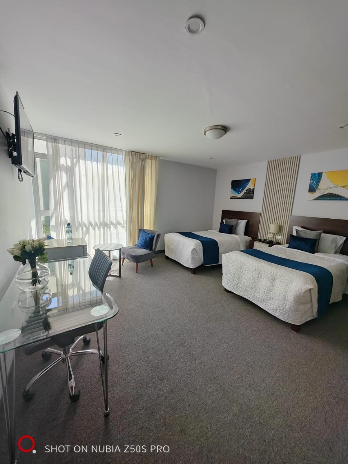 Standard Twin Room