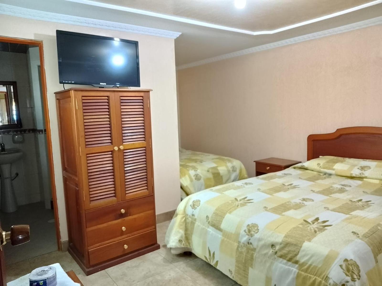 Double or Twin Room photo 1