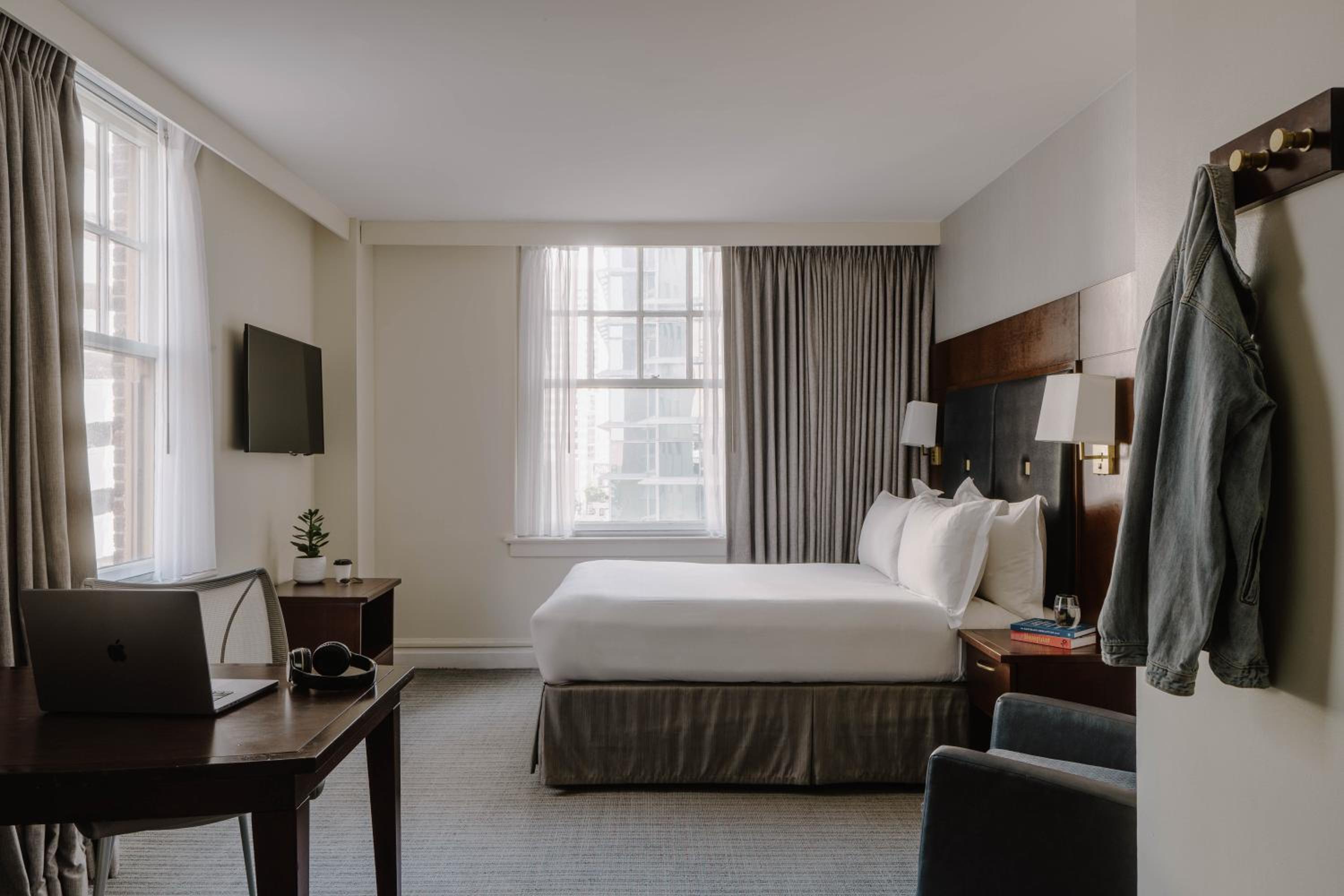 Superior Queen Room - Photo 8