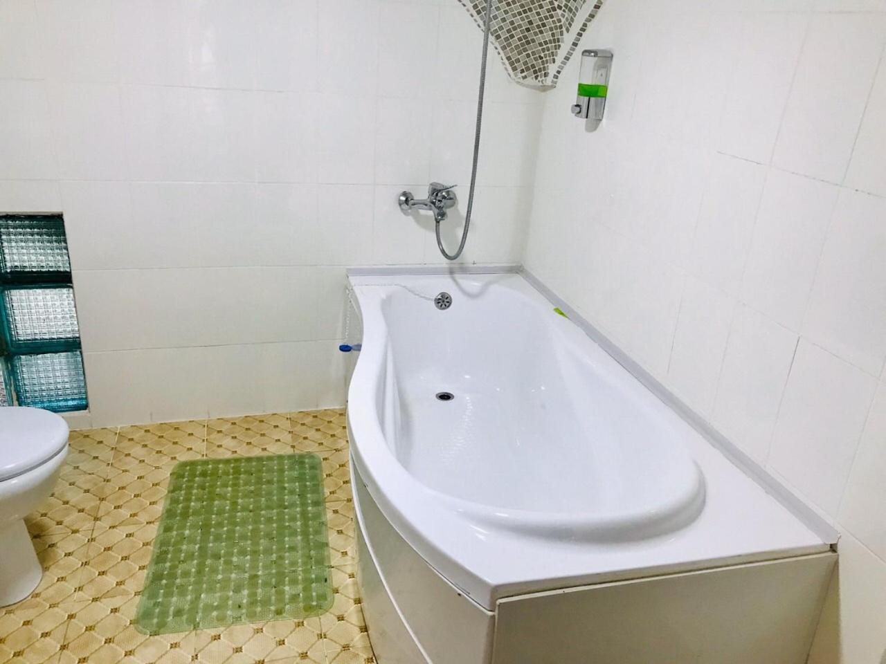 Twin Room with Balcony photo 2