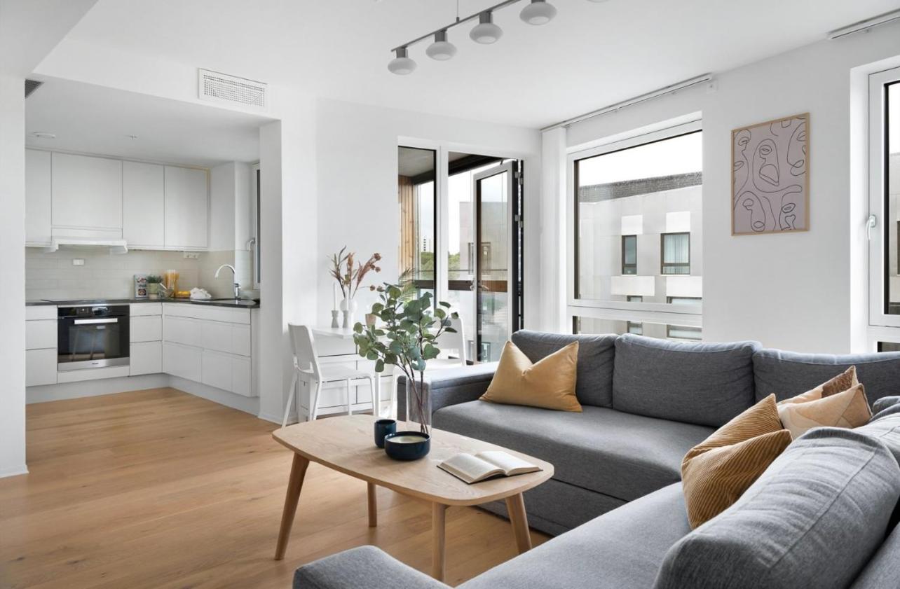 One-Bedroom Apartment photo 1