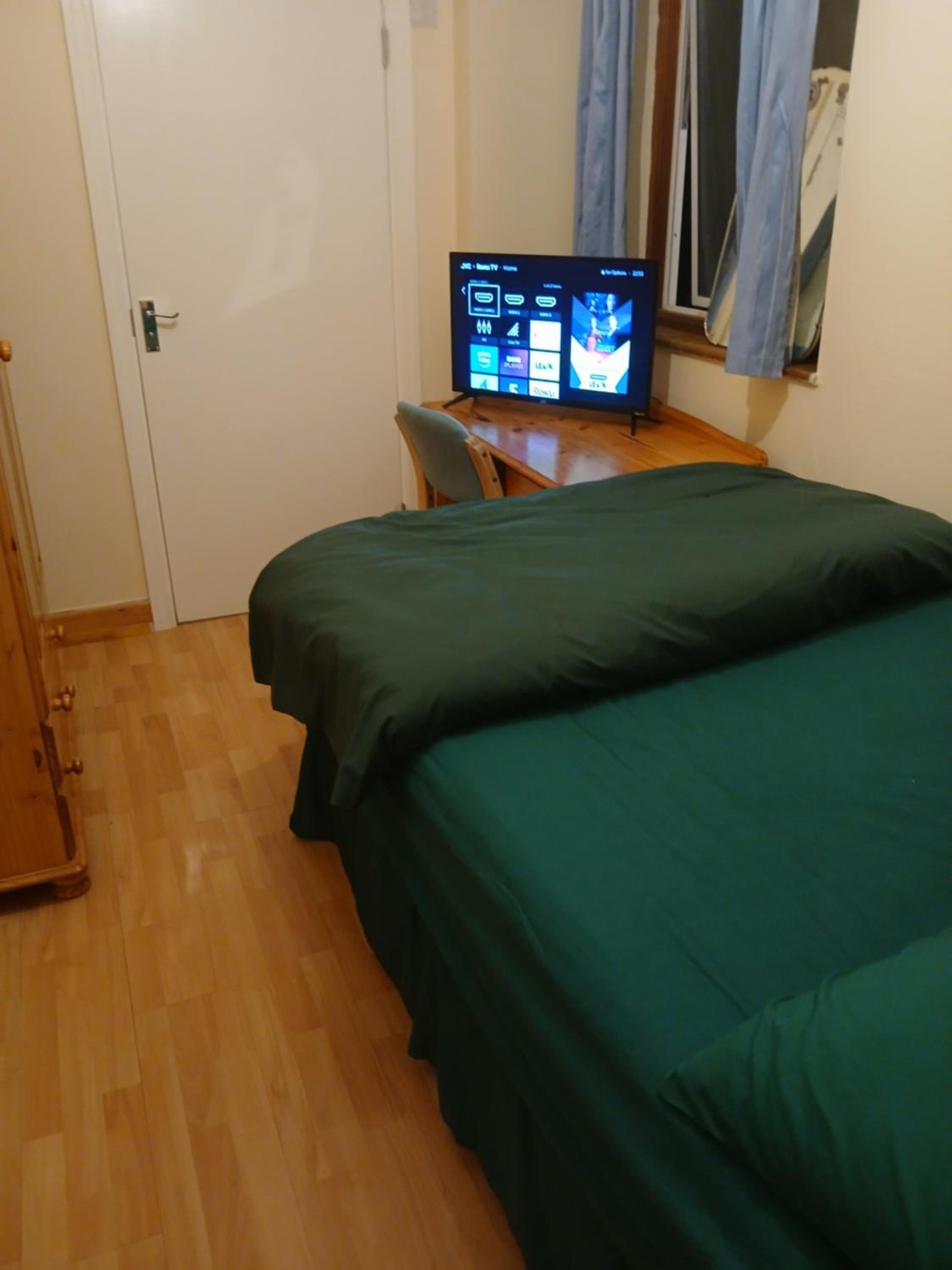 Deluxe Double Room with Bath photo 2