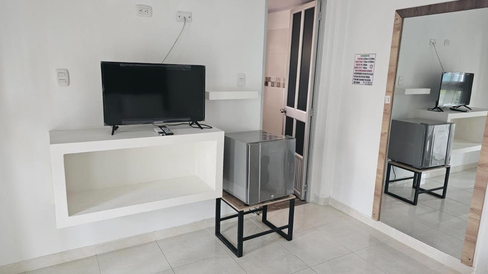 Double Room with Balcony photo 3