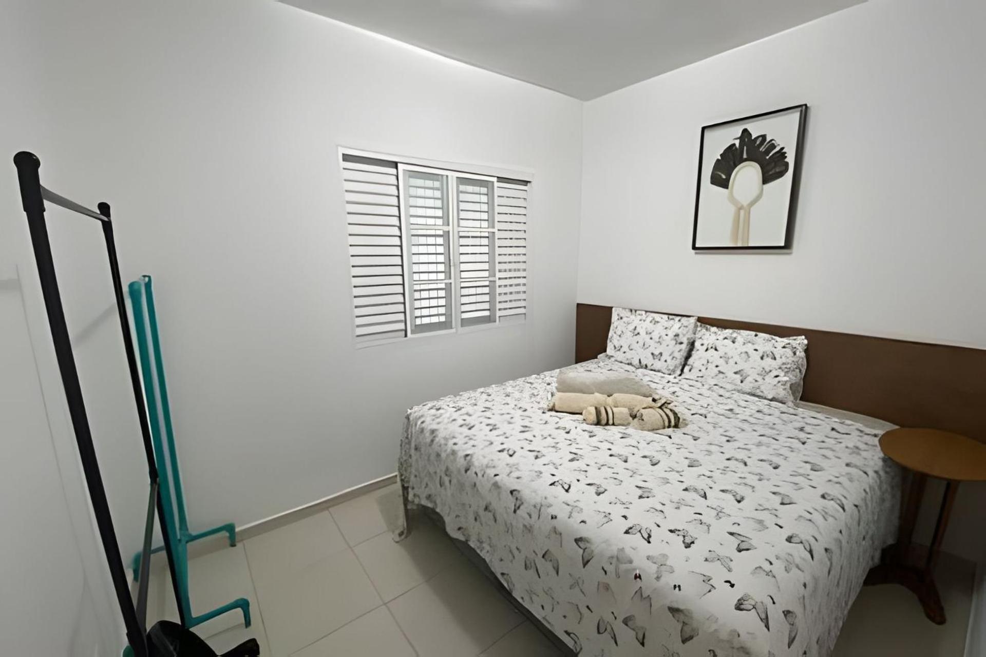 Three-Bedroom House photo 2