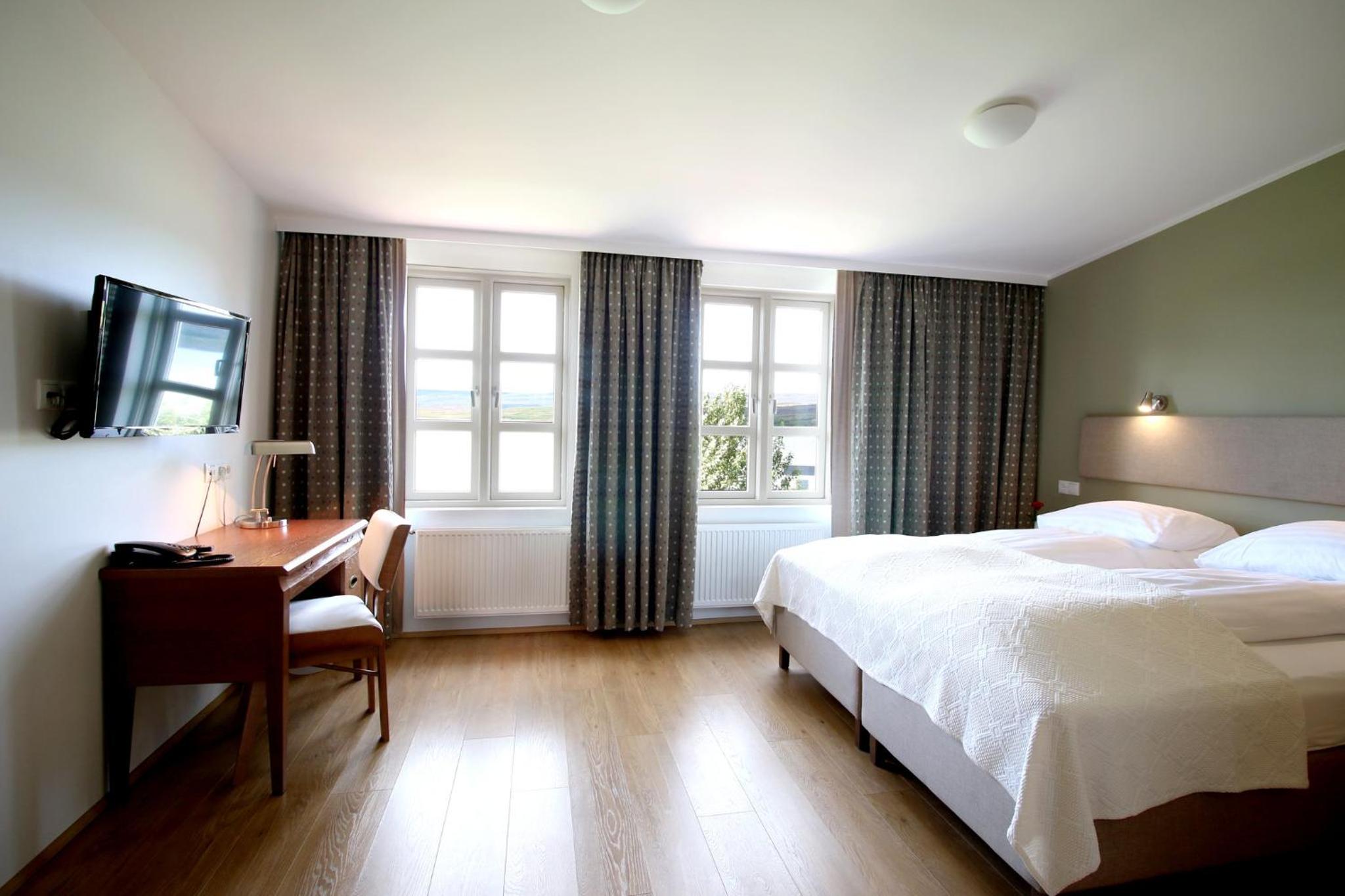 Double Room with Lake View