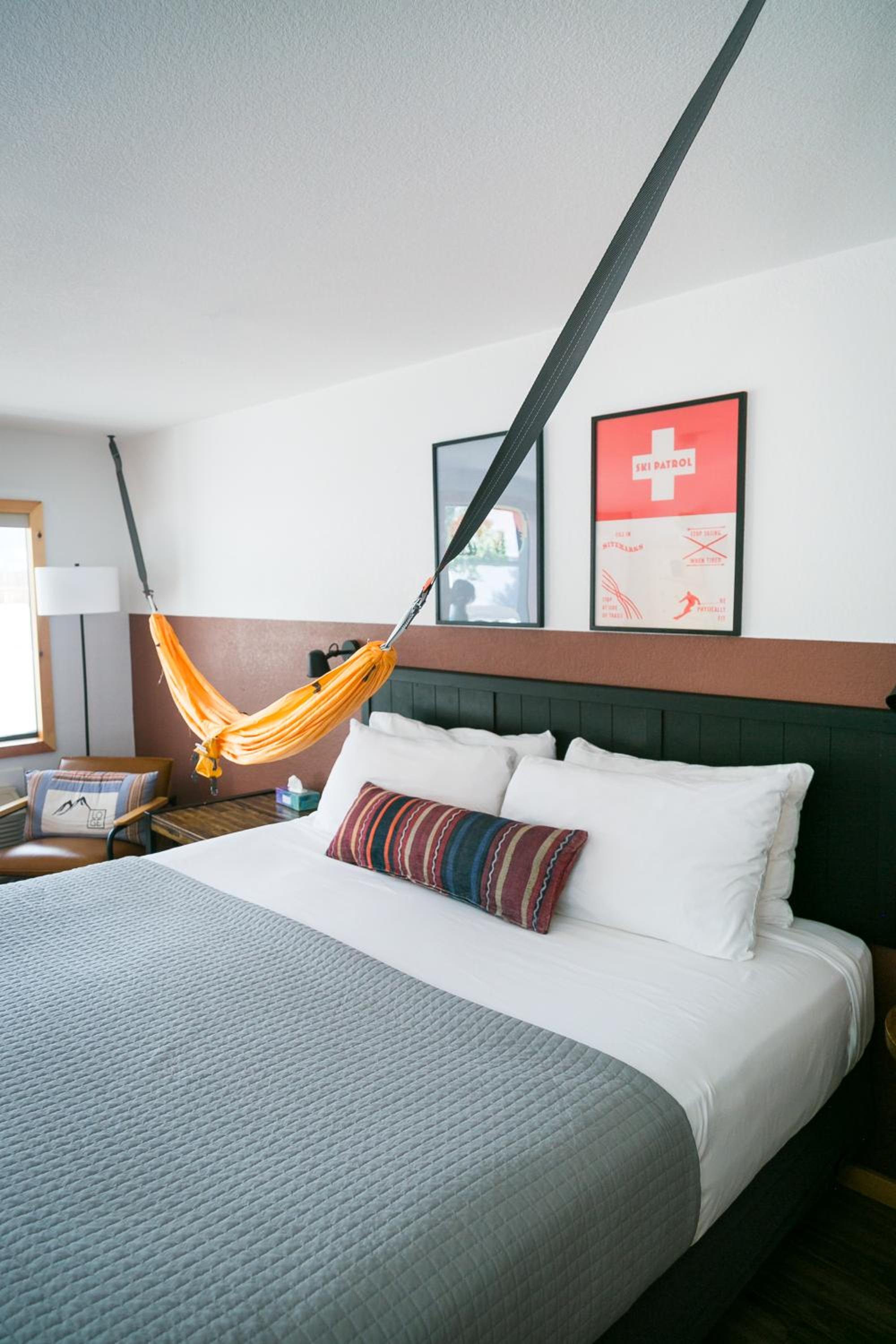 Standard King Room photo 1