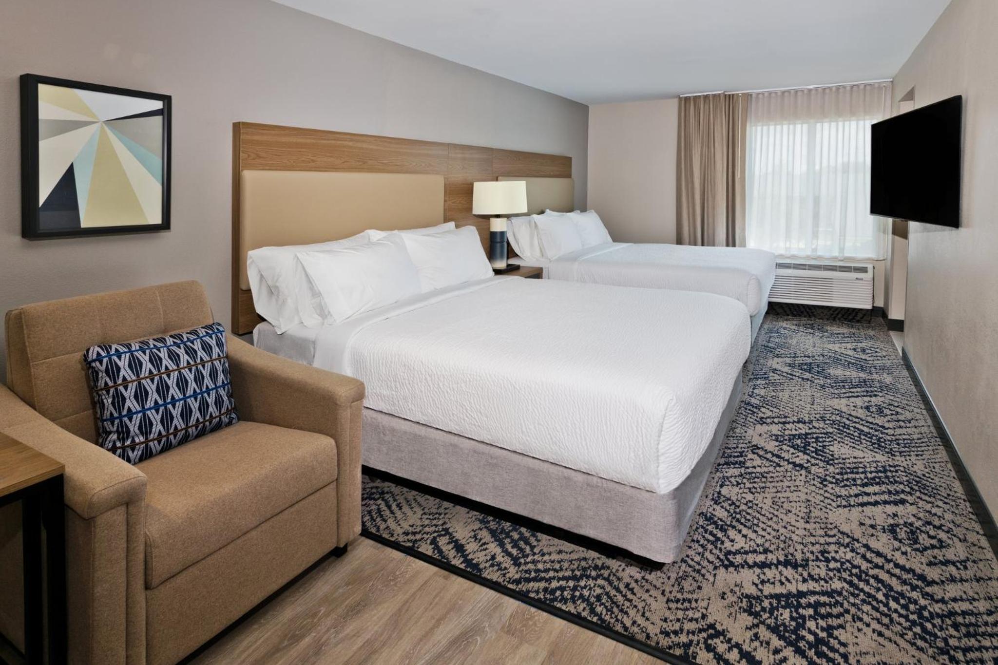Studio Suite with Two Queen Beds - Photo 1