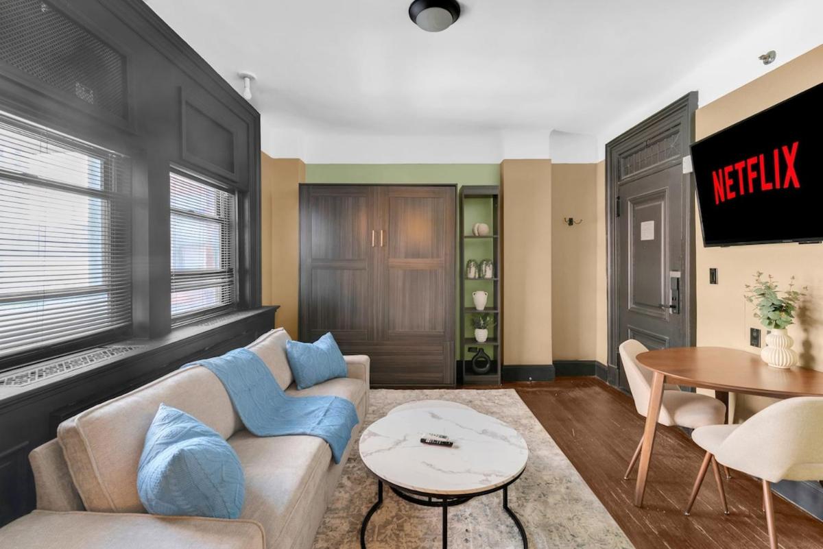Apartment photo 1
