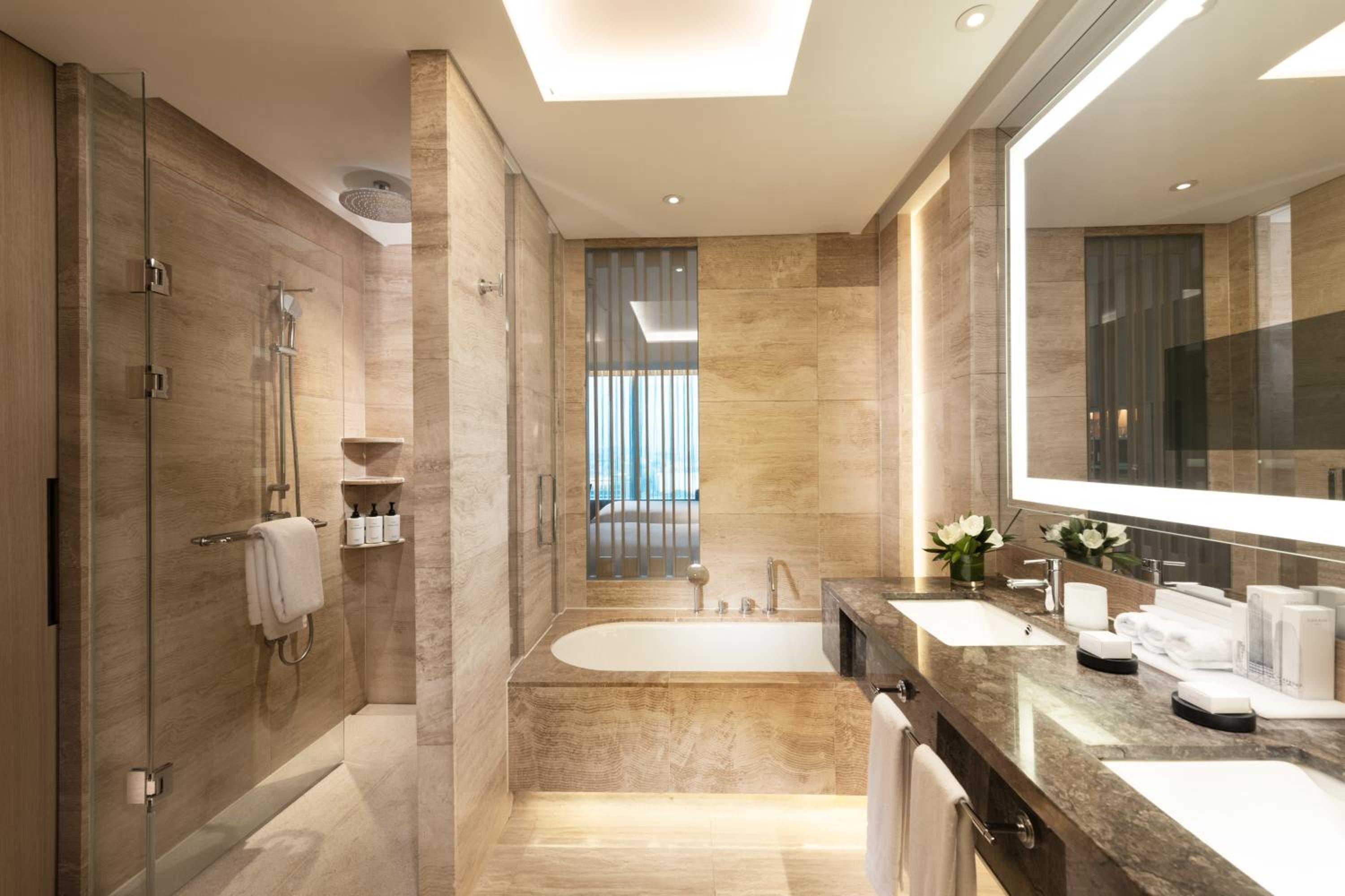 Premium King Room - City View