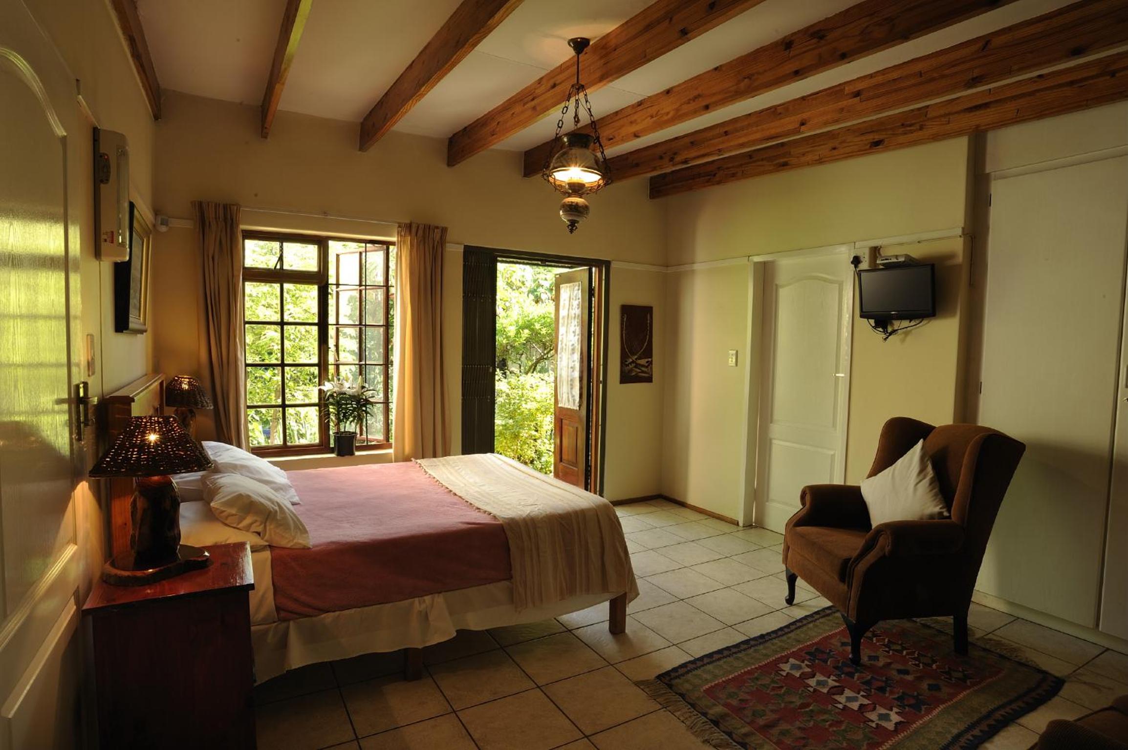 Double Room with Private Bathroom photo 1