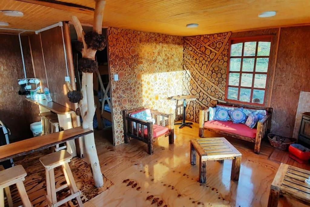 One-Bedroom House photo 3