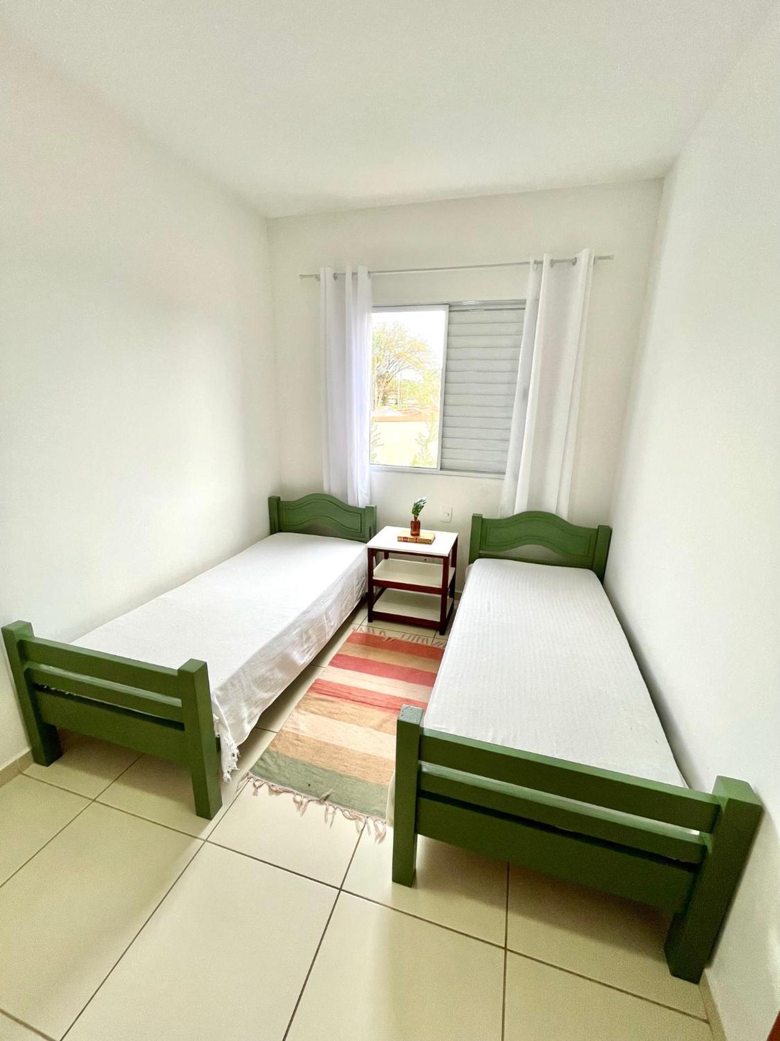 Apartment with Balcony - Photo 4