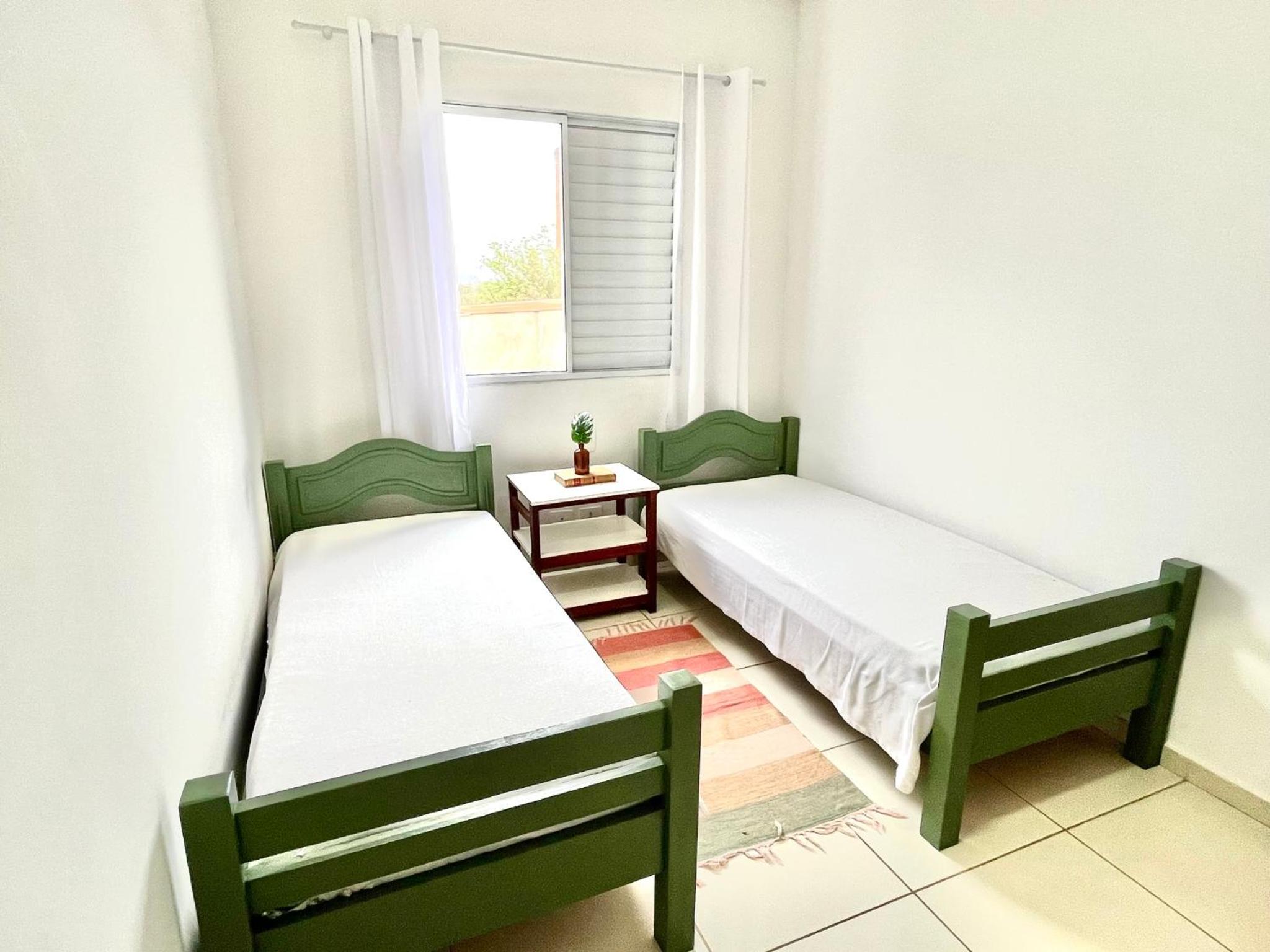 Apartment with Balcony - Photo 3