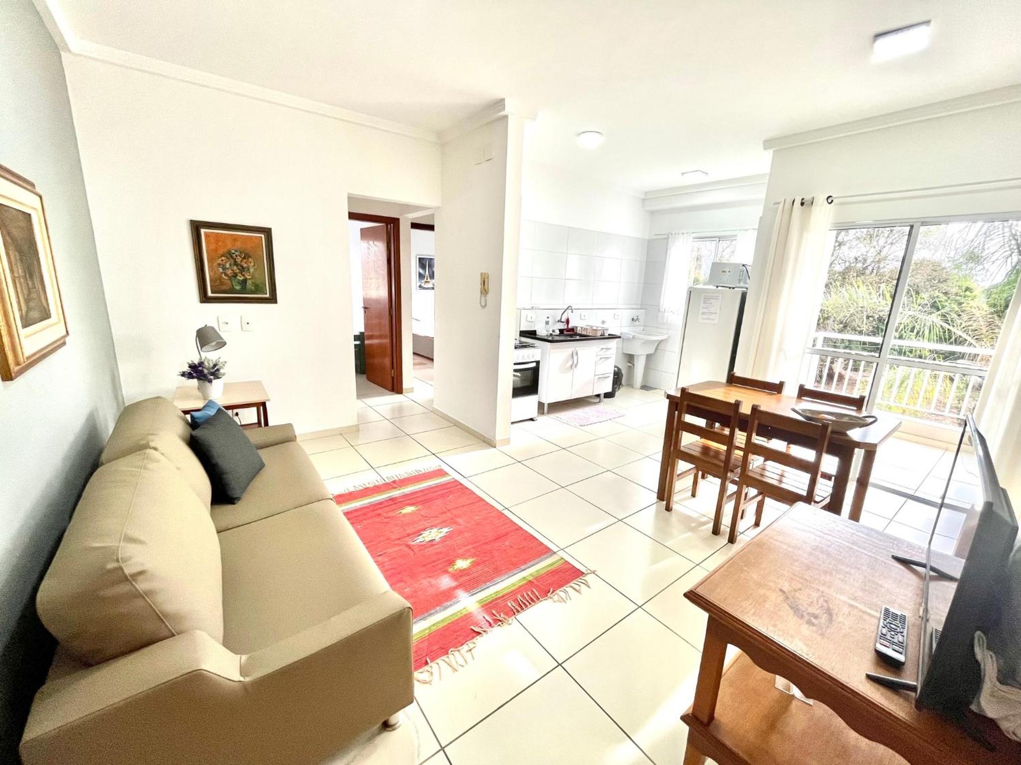 Apartment with Balcony - Photo 2