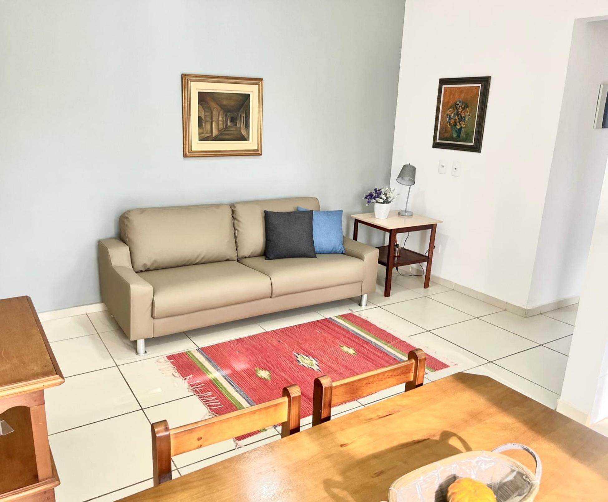 Apartment with Balcony - Photo 8